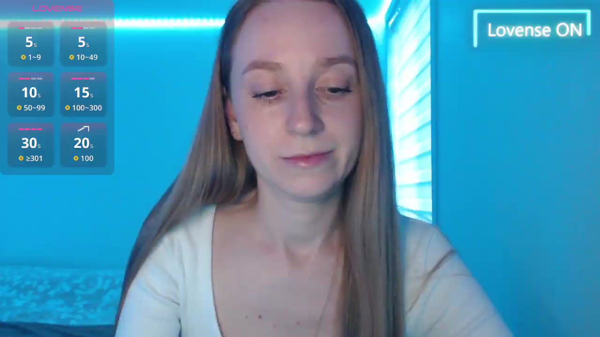 Gallery image thumbnail from PetitAnge_'s myfreecams stream on, 05/29/2026, 24:00 image 18 of 20