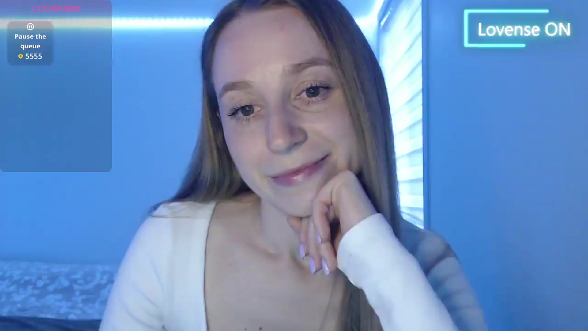Gallery image thumbnail from PetitAnge_'s myfreecams stream on, 05/29/2026, 24:00 image 16 of 20