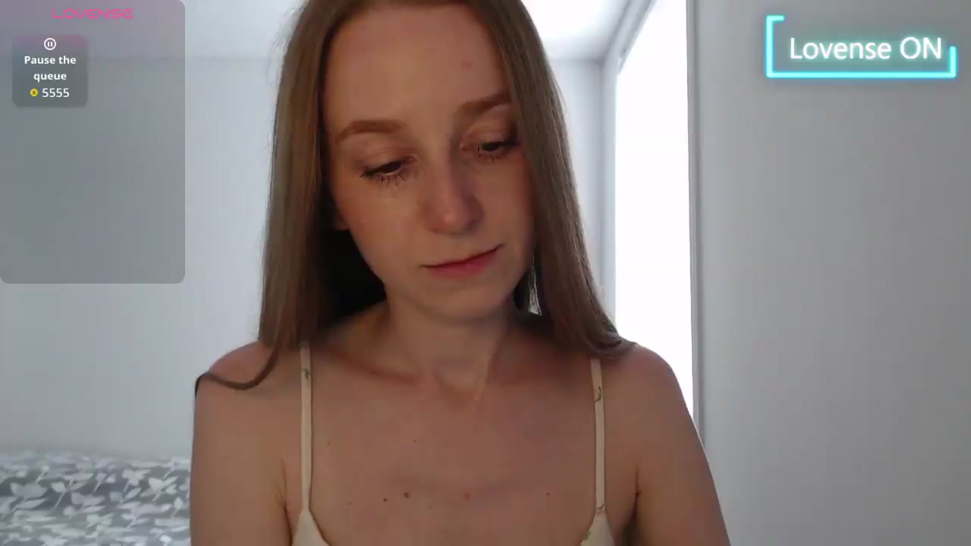 Gallery image thumbnail from PetitAnge_'s myfreecams stream on, 06/12/2026, 19:04 image 5 of 20