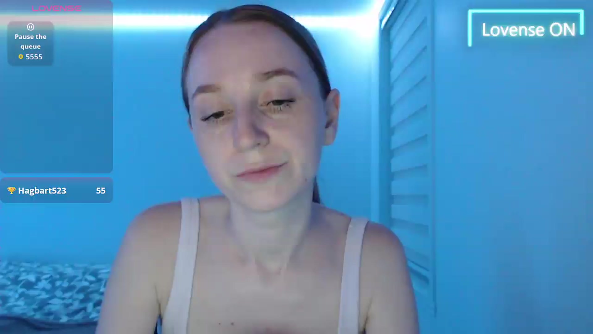 Gallery image thumbnail from PetitAnge_'s myfreecams stream on, 06/14/2026, 02:11 image 9 of 20