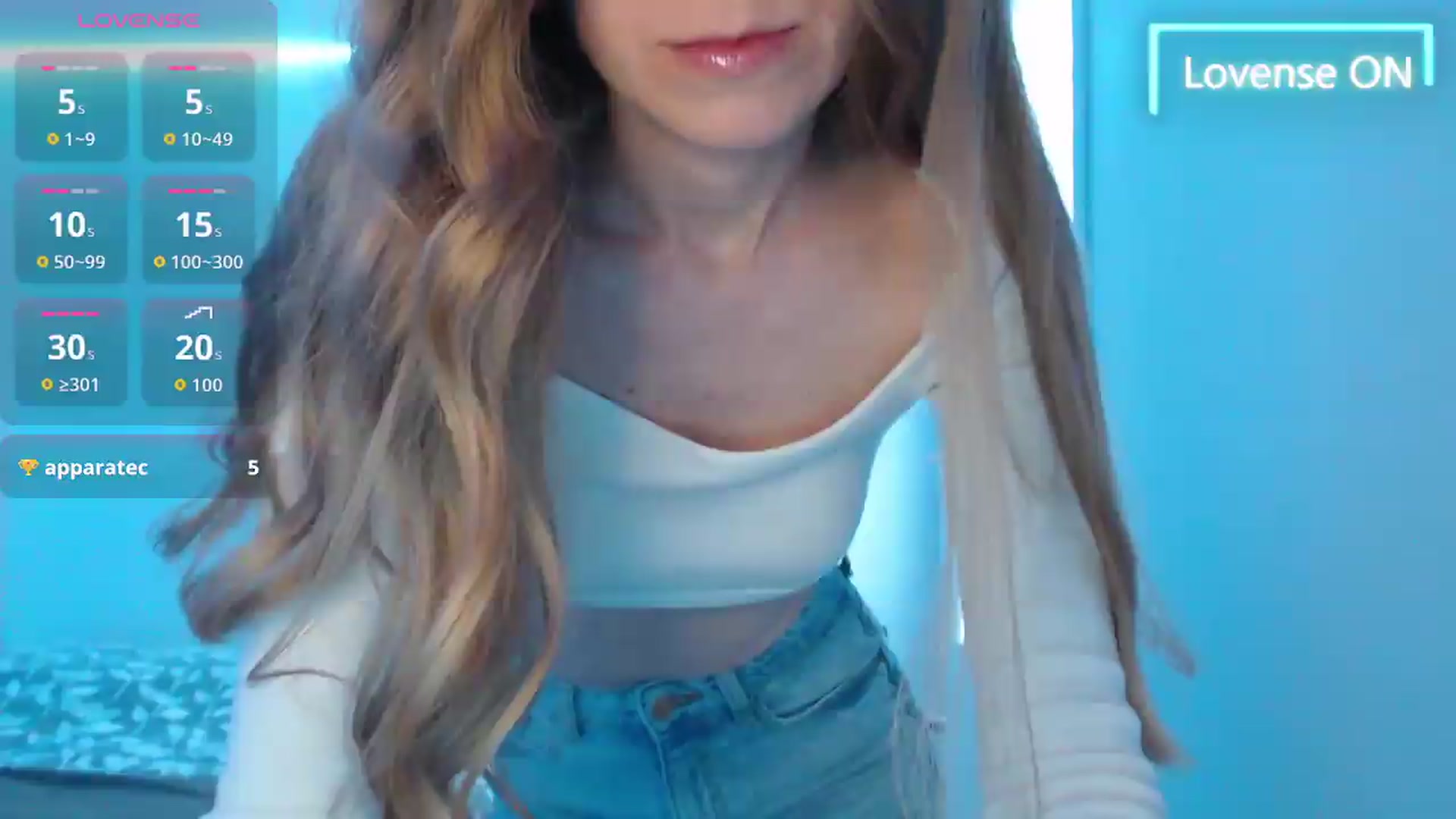 Gallery image thumbnail from PetitAnge_'s myfreecams stream on, 06/18/2026, 20:31 image 17 of 20