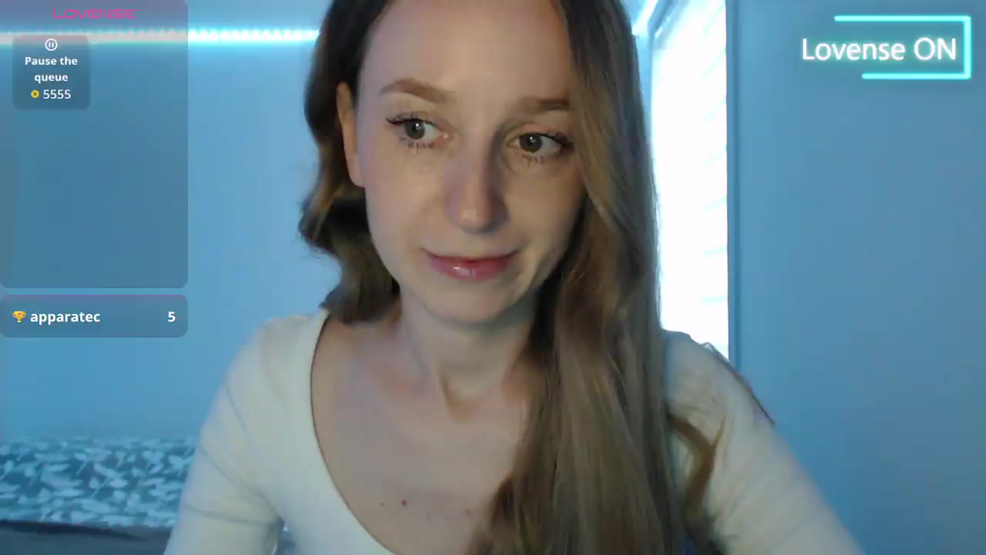 Gallery image thumbnail from PetitAnge_'s myfreecams stream on, 06/18/2026, 20:31 image 5 of 20