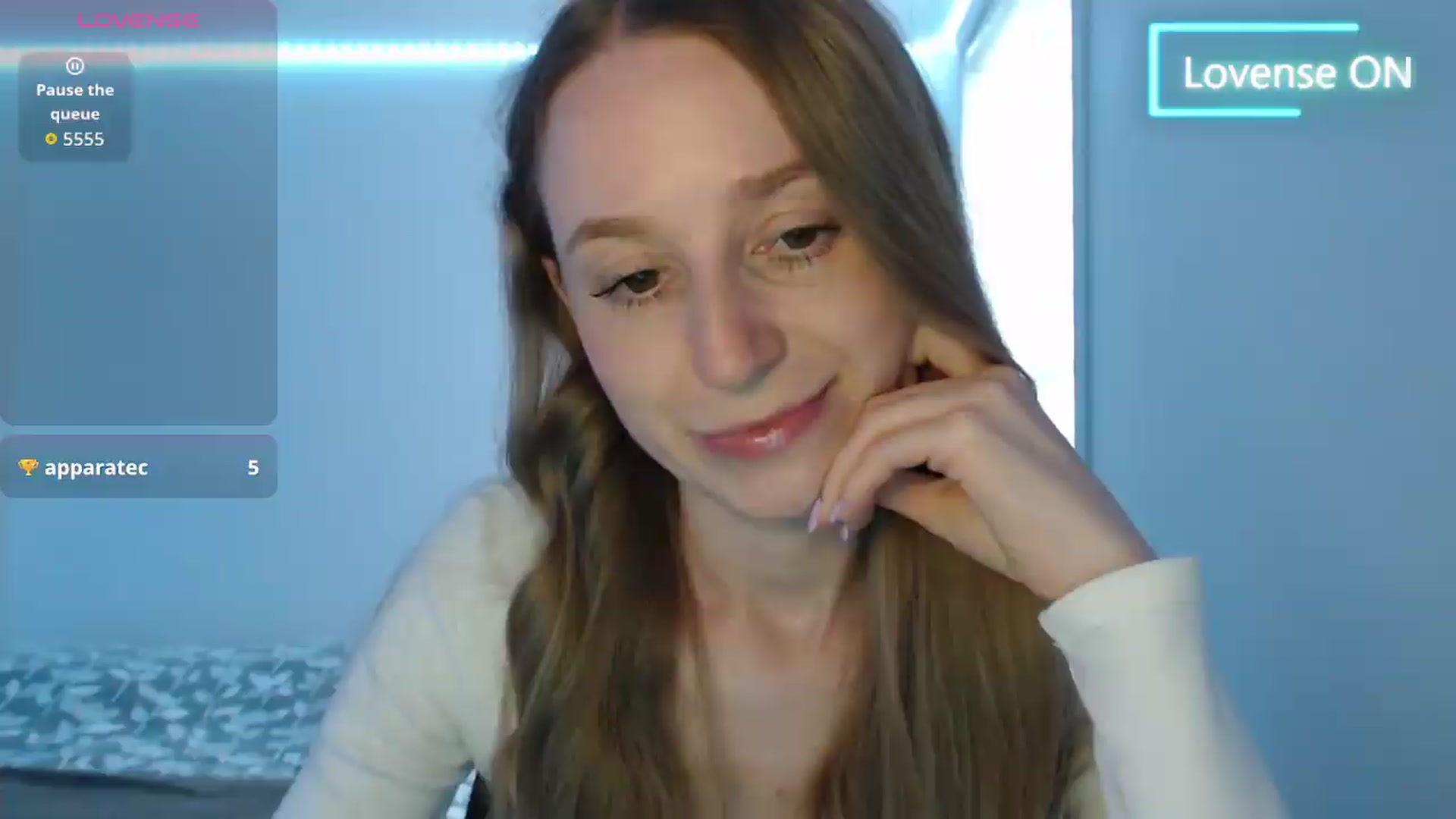 Gallery image thumbnail from PetitAnge_'s myfreecams stream on, 06/18/2026, 20:31 image 14 of 20