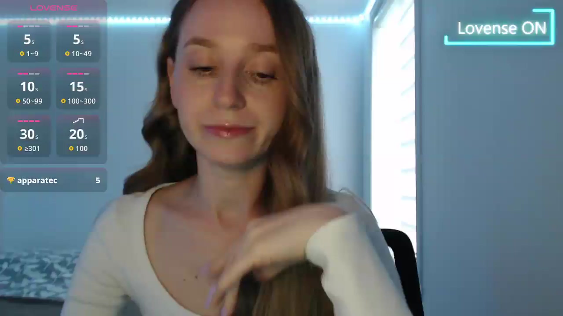 Gallery image thumbnail from PetitAnge_'s myfreecams stream on, 06/18/2026, 20:31 image 8 of 20