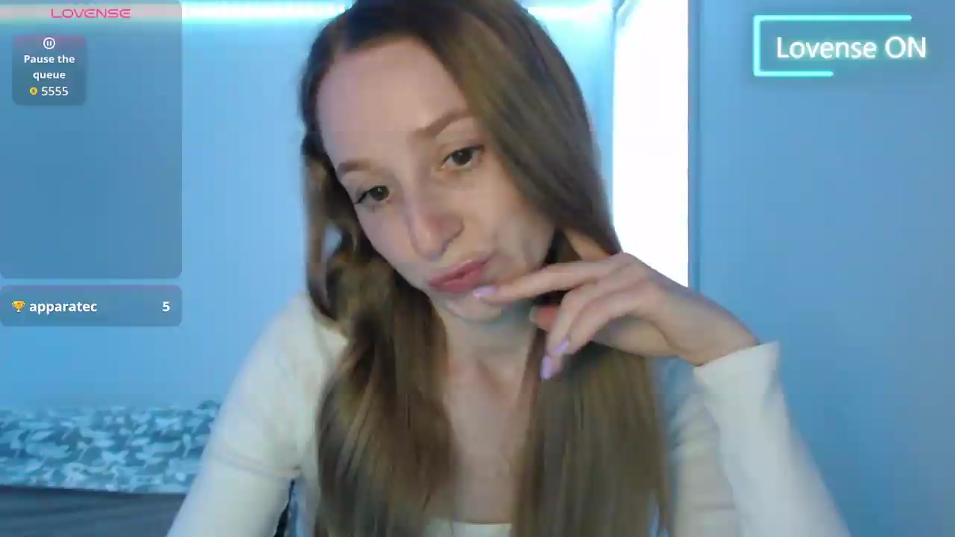 Gallery image thumbnail from PetitAnge_'s myfreecams stream on, 06/18/2026, 21:47 image 5 of 20