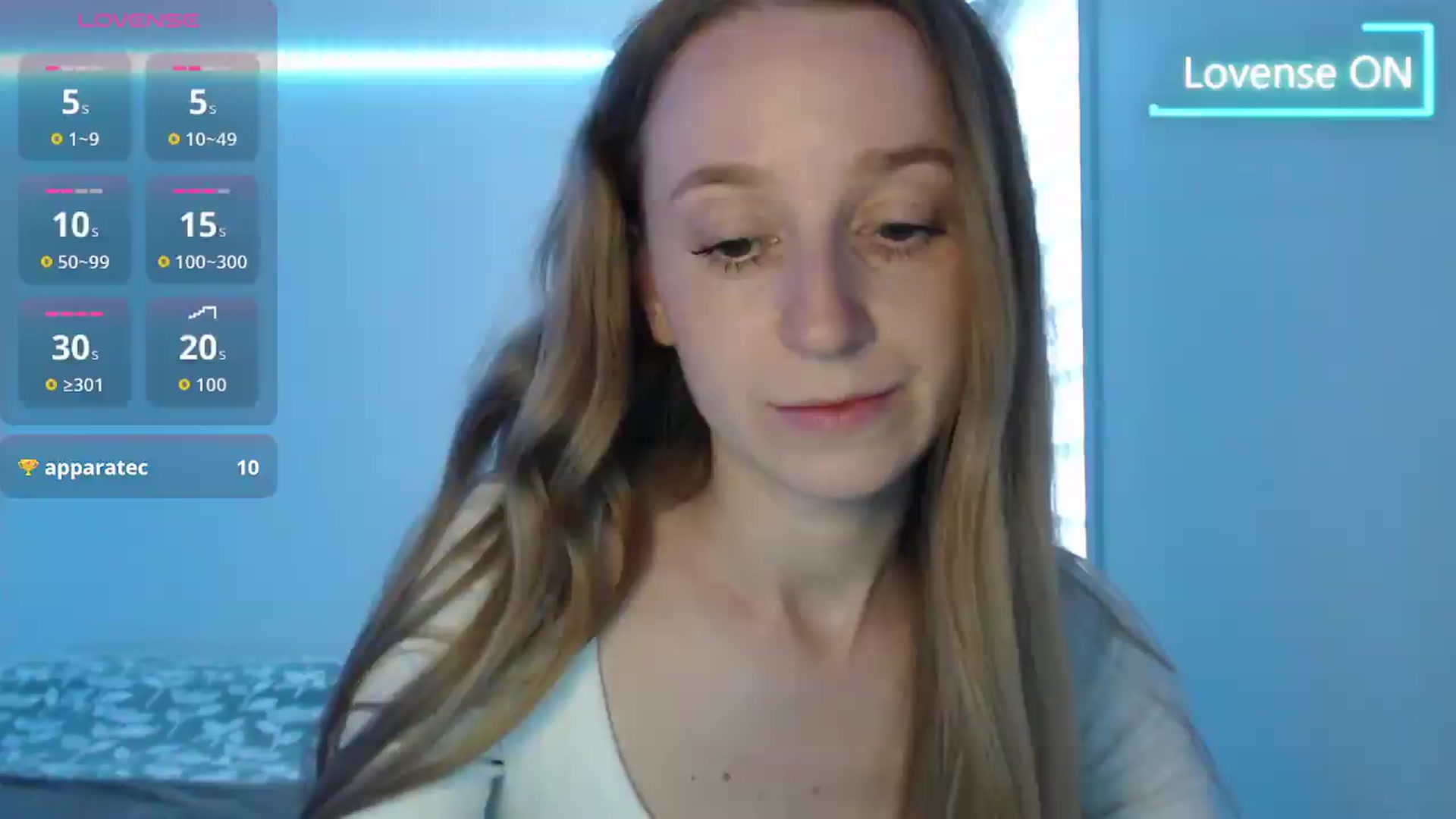Gallery image thumbnail from PetitAnge_'s myfreecams stream on, 06/18/2026, 22:32 image 4 of 20