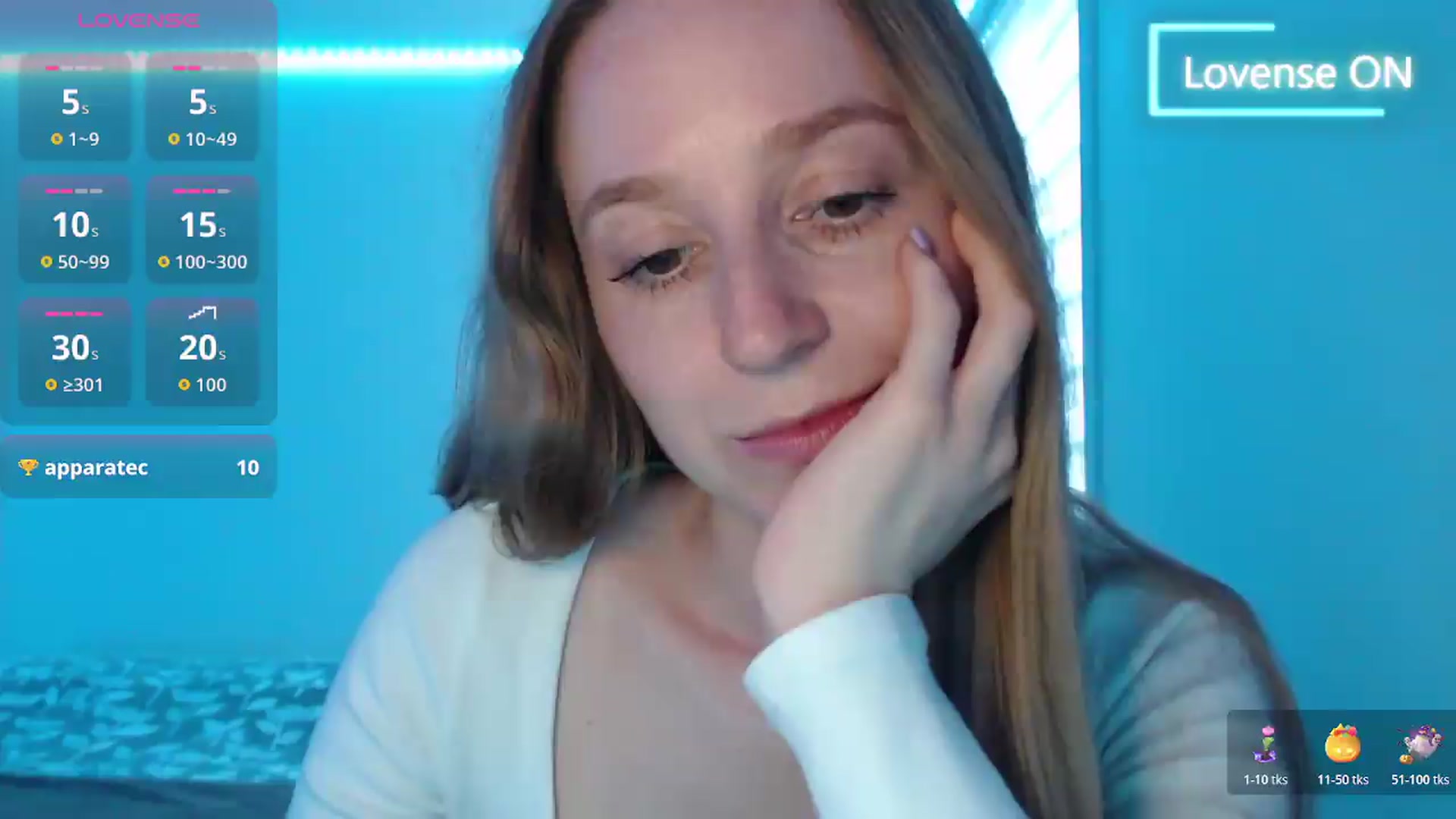 Gallery image thumbnail from PetitAnge_'s myfreecams stream on, 06/18/2026, 22:32 image 5 of 20