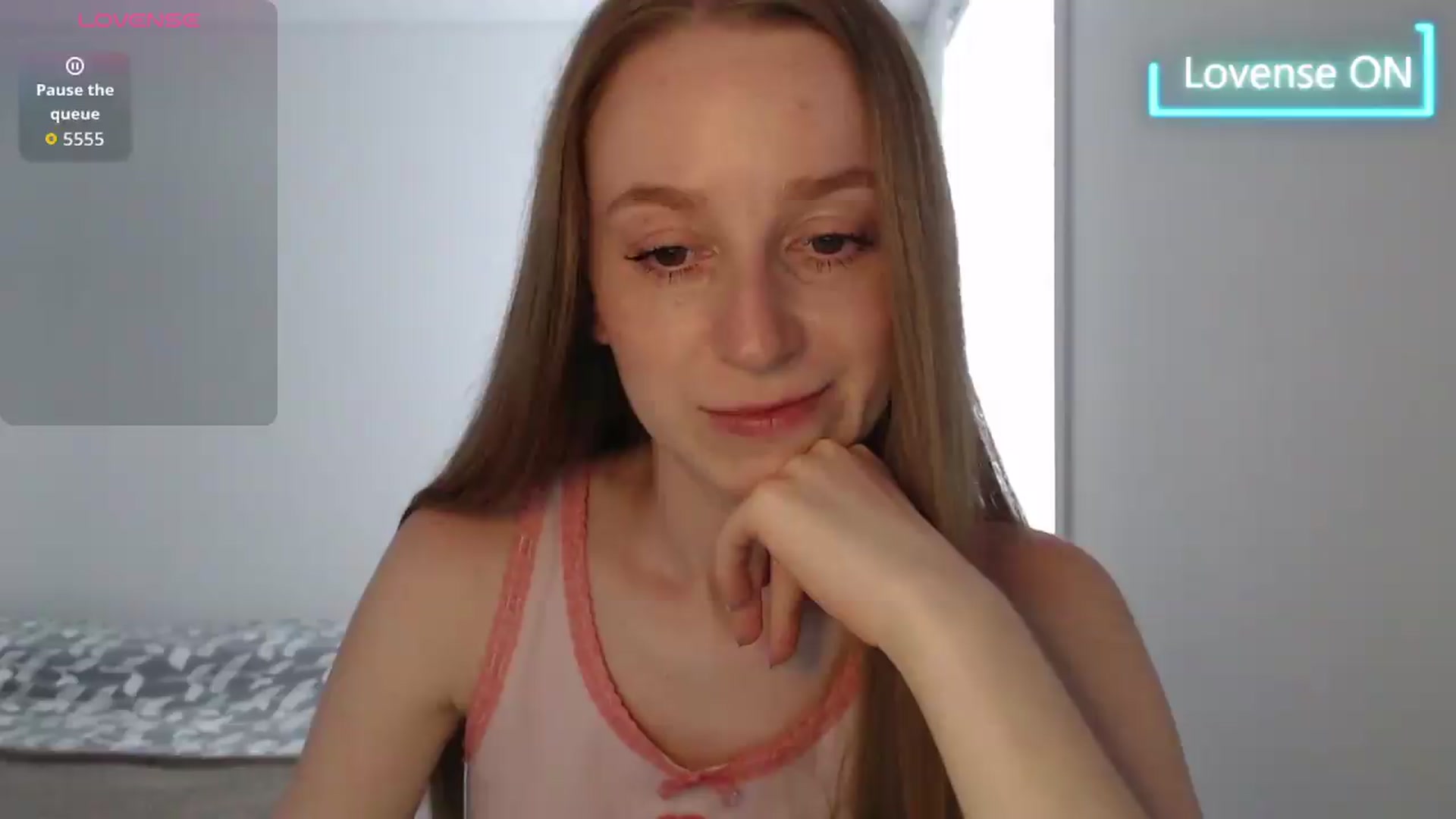Gallery image thumbnail from PetitAnge_'s myfreecams stream on, 06/19/2026, 18:05 image 14 of 20