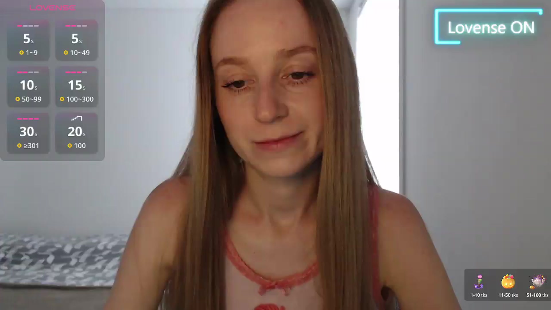 Gallery image thumbnail from PetitAnge_'s myfreecams stream on, 06/19/2026, 18:05 image 10 of 20