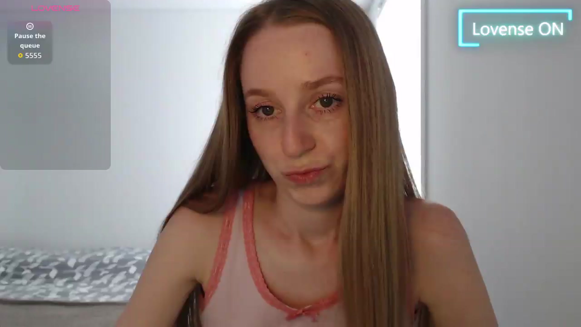 Gallery image thumbnail from PetitAnge_'s myfreecams stream on, 06/19/2026, 18:05 image 19 of 20