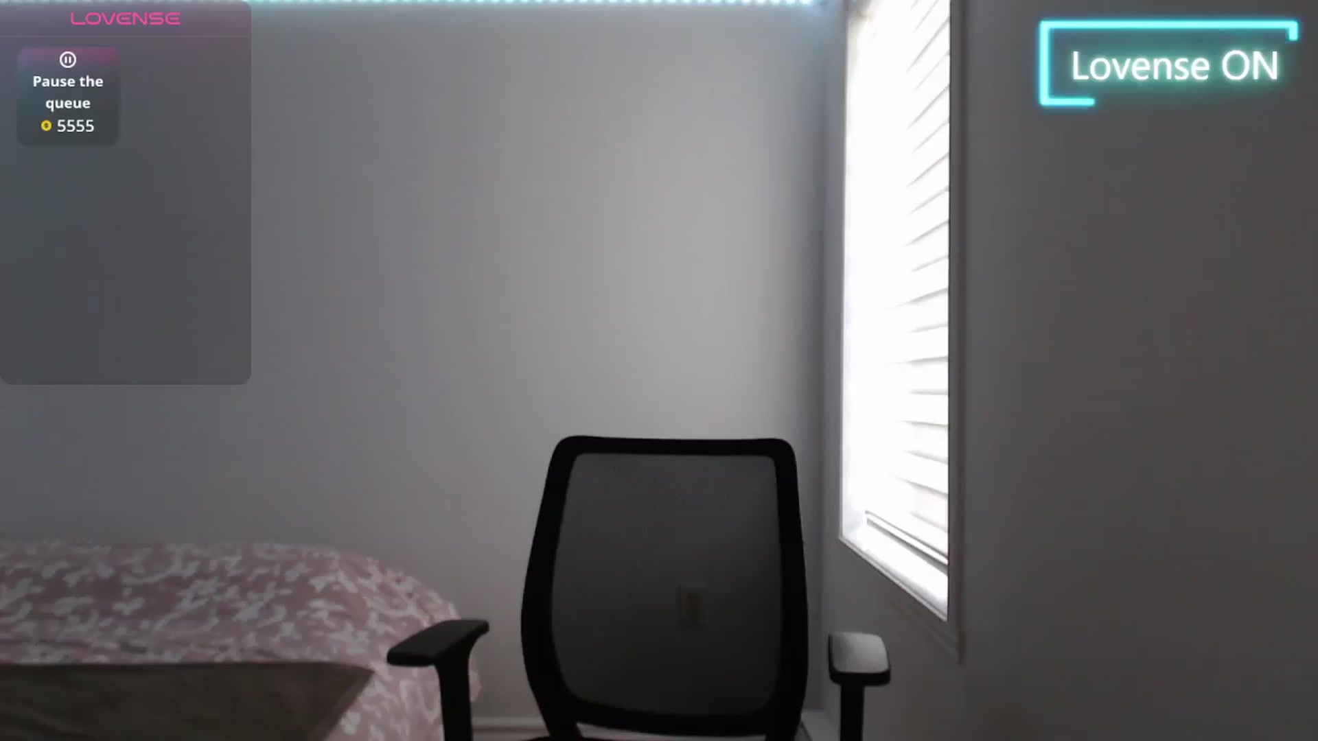 Gallery image thumbnail from PetitAnge_'s myfreecams stream on, 06/25/2026, 22:49 image 9 of 20