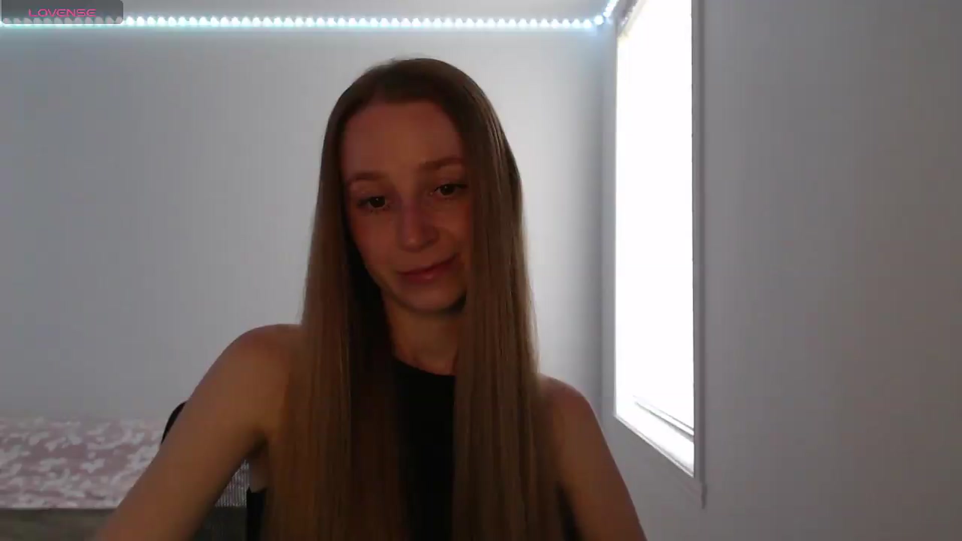 Gallery image thumbnail from PetitAnge_'s myfreecams stream on, 06/25/2026, 22:49 image 1 of 20
