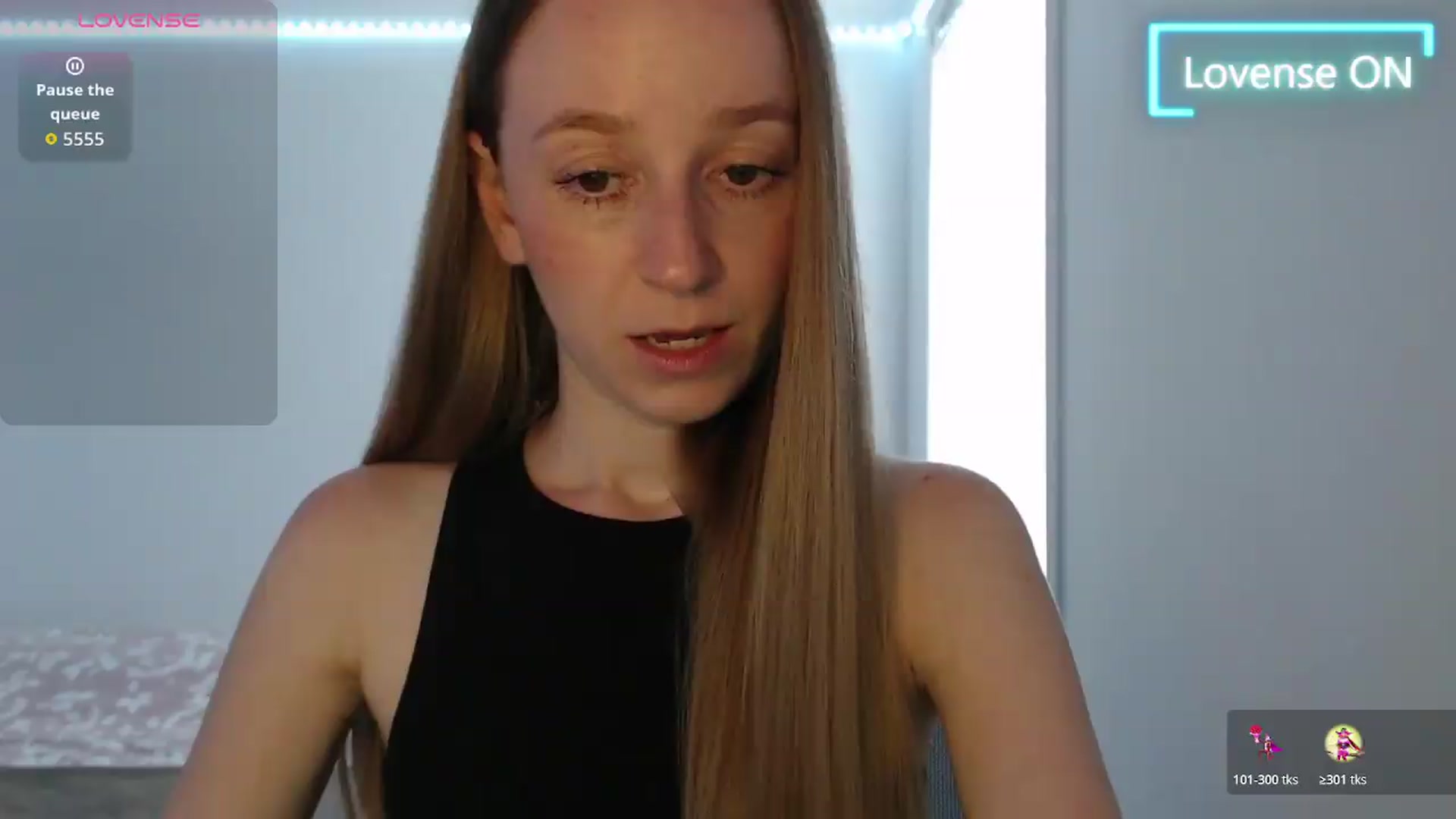 Gallery image thumbnail from PetitAnge_'s myfreecams stream on, 06/25/2026, 22:49 image 4 of 20