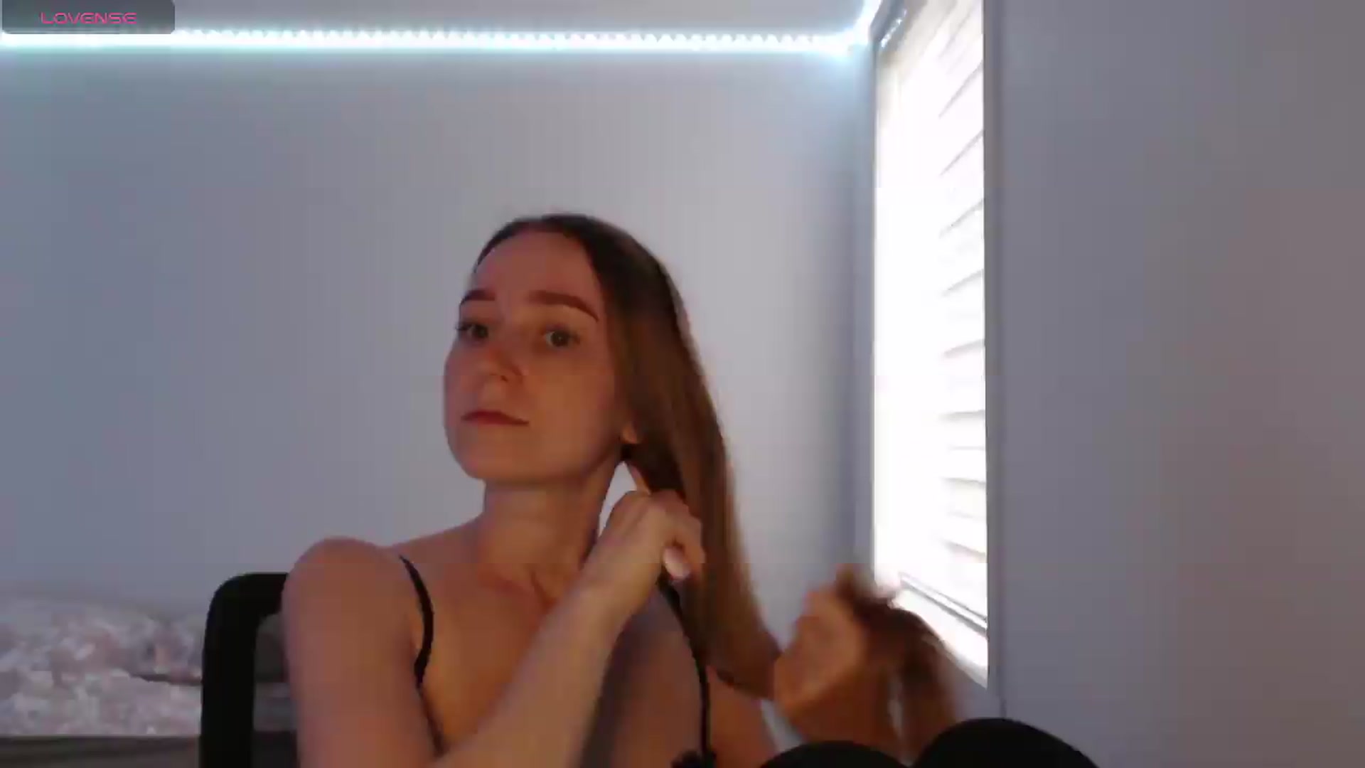 Gallery image thumbnail from PetitAnge_'s myfreecams stream on, 06/26/2026, 23:59 image 1 of 20
