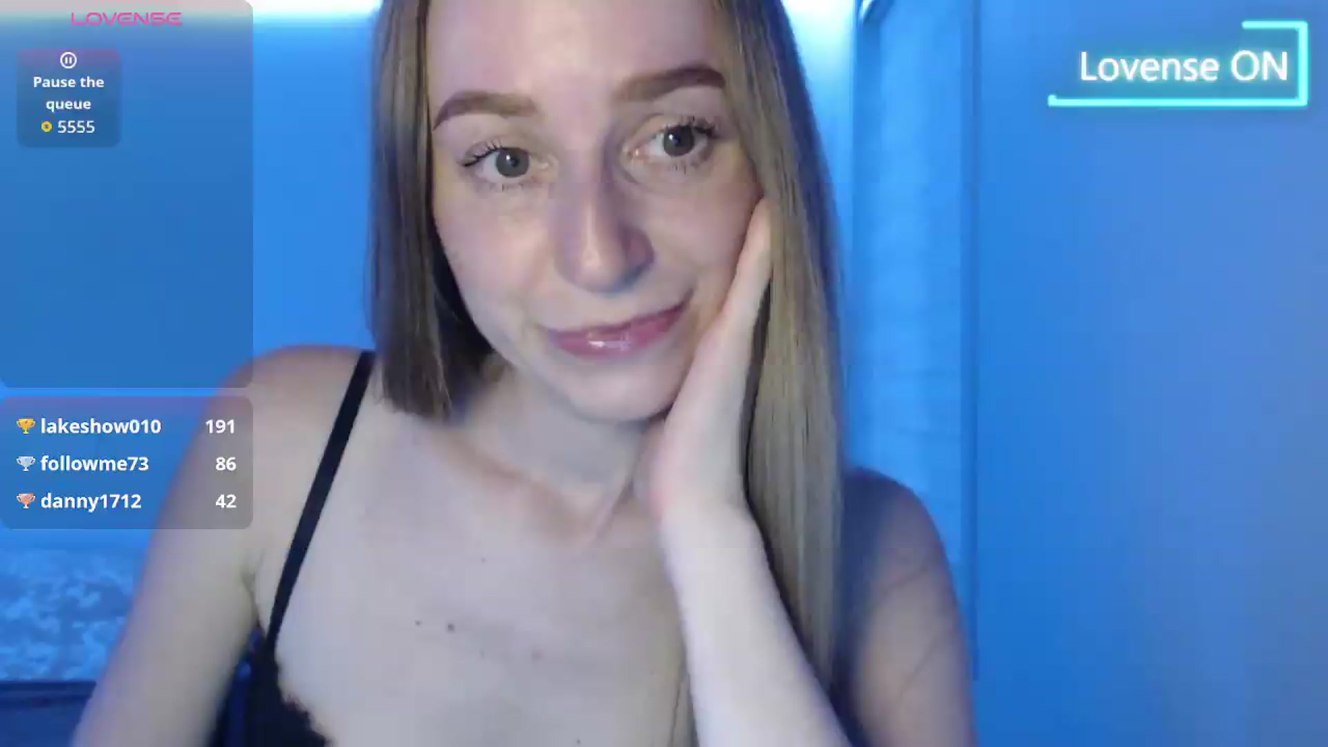 Gallery image thumbnail from PetitAnge_'s myfreecams stream on, 06/27/2026, 24:46 image 19 of 20
