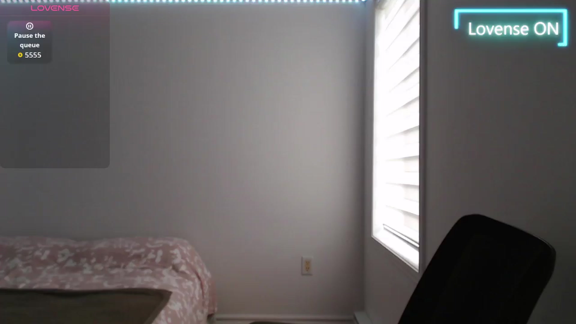 Gallery image thumbnail from PetitAnge_'s myfreecams stream on, 06/27/2026, 22:16 image 4 of 20