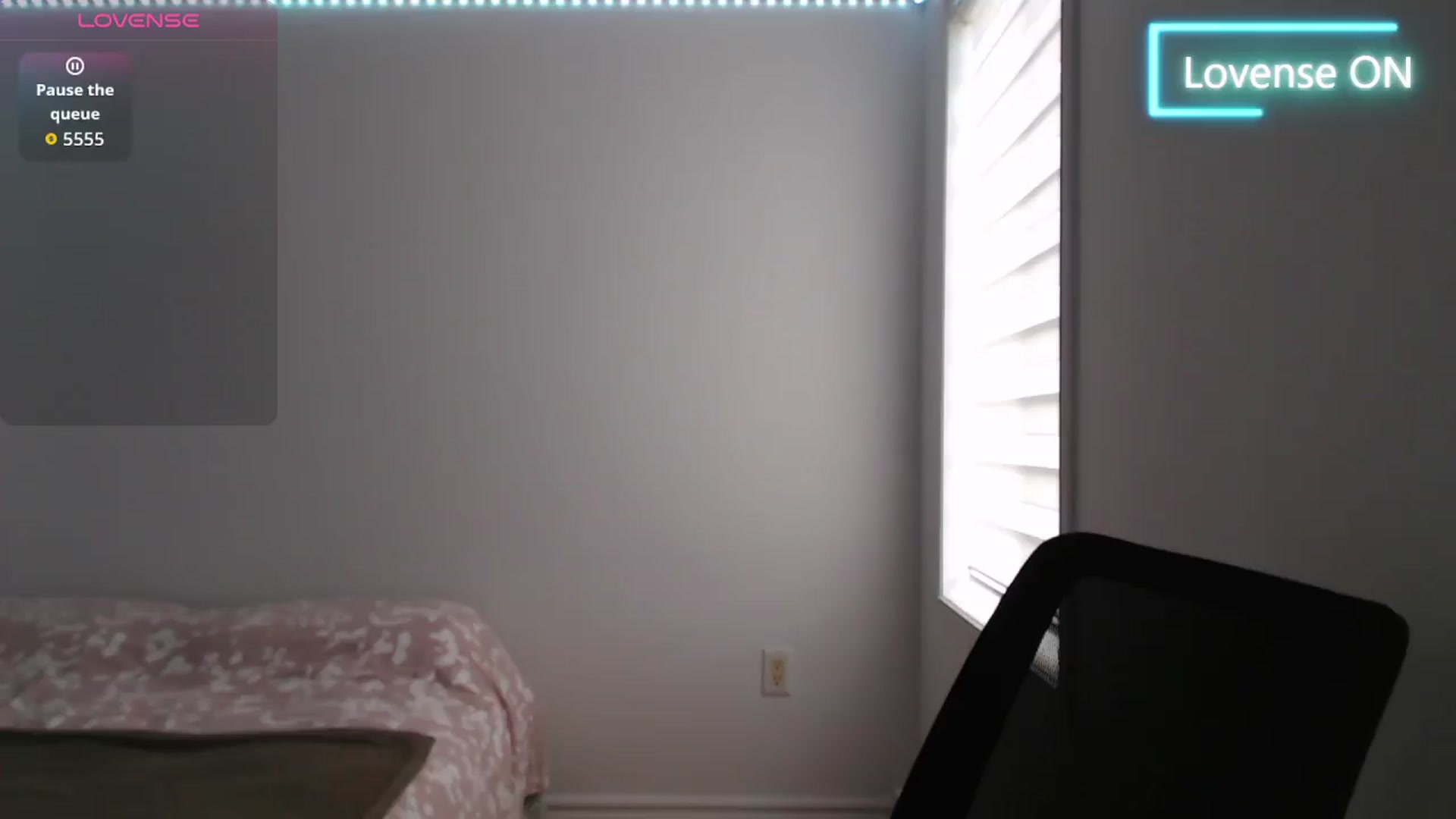 Gallery image thumbnail from PetitAnge_'s myfreecams stream on, 06/27/2026, 22:16 image 3 of 20