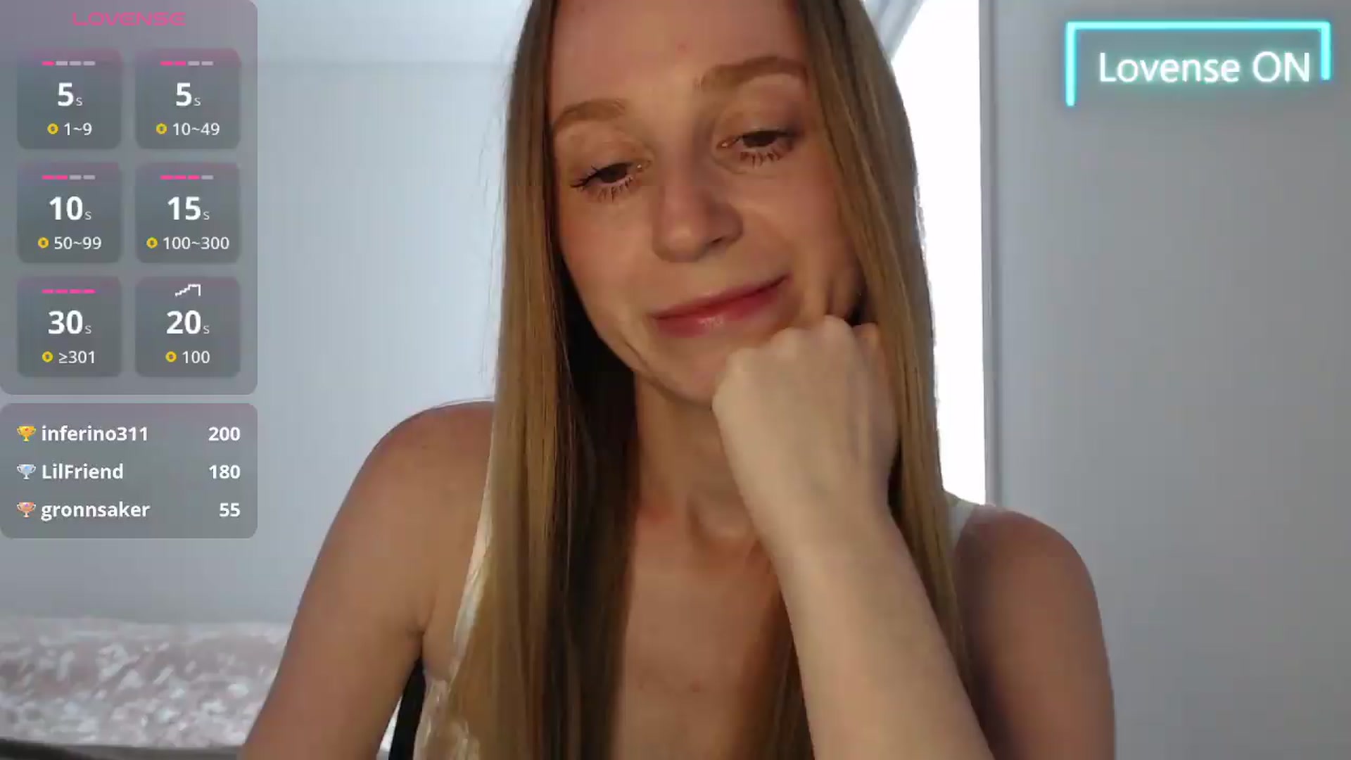 Gallery image thumbnail from PetitAnge_'s myfreecams stream on, 07/10/2026, 20:34 image 19 of 20