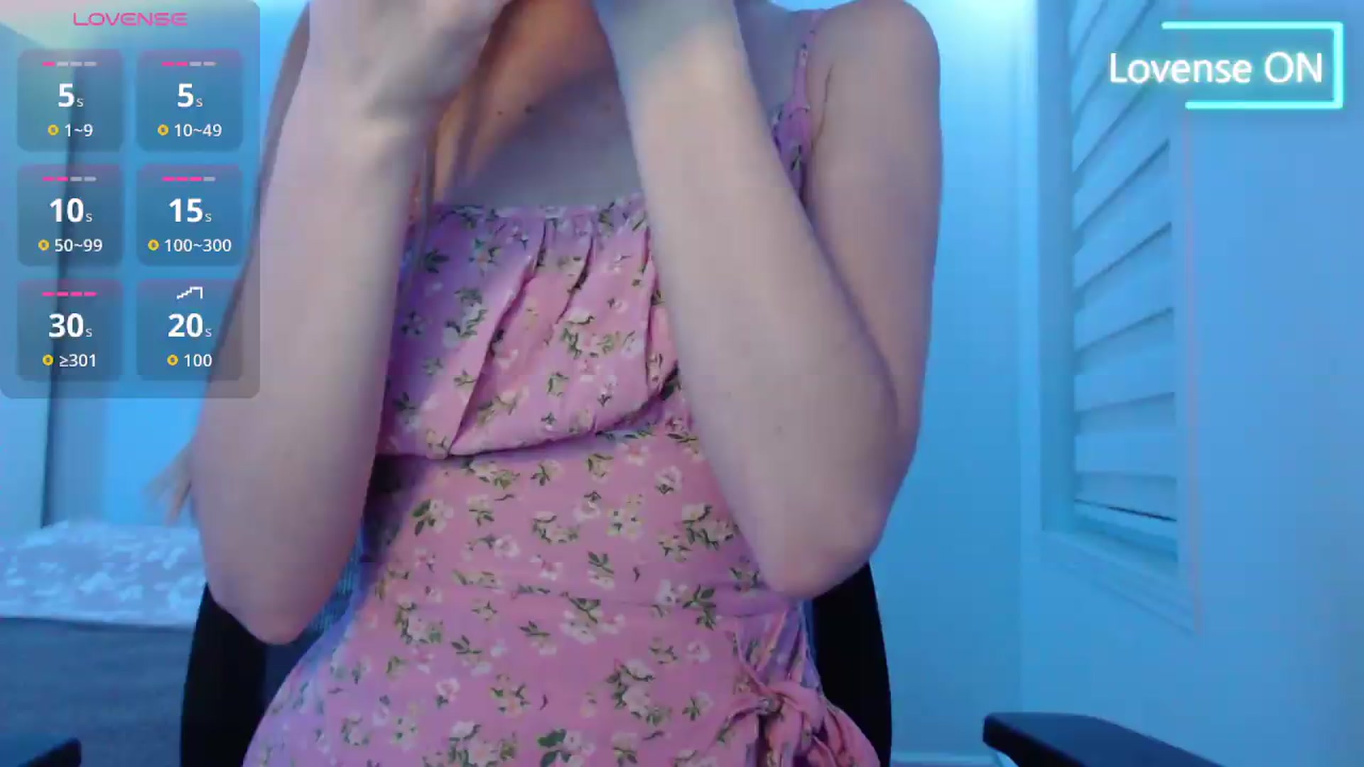 Gallery image thumbnail from PetitAnge_'s myfreecams stream on, 07/11/2026, 01:53 image 16 of 20