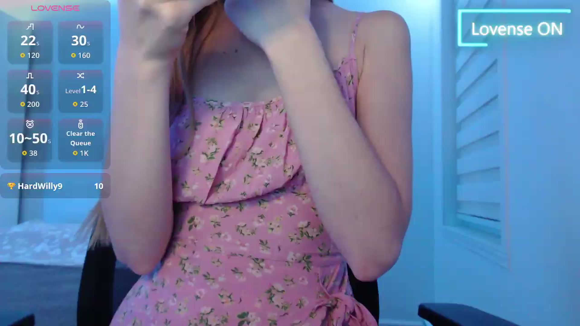 Gallery image thumbnail from PetitAnge_'s myfreecams stream on, 07/11/2026, 01:53 image 17 of 20