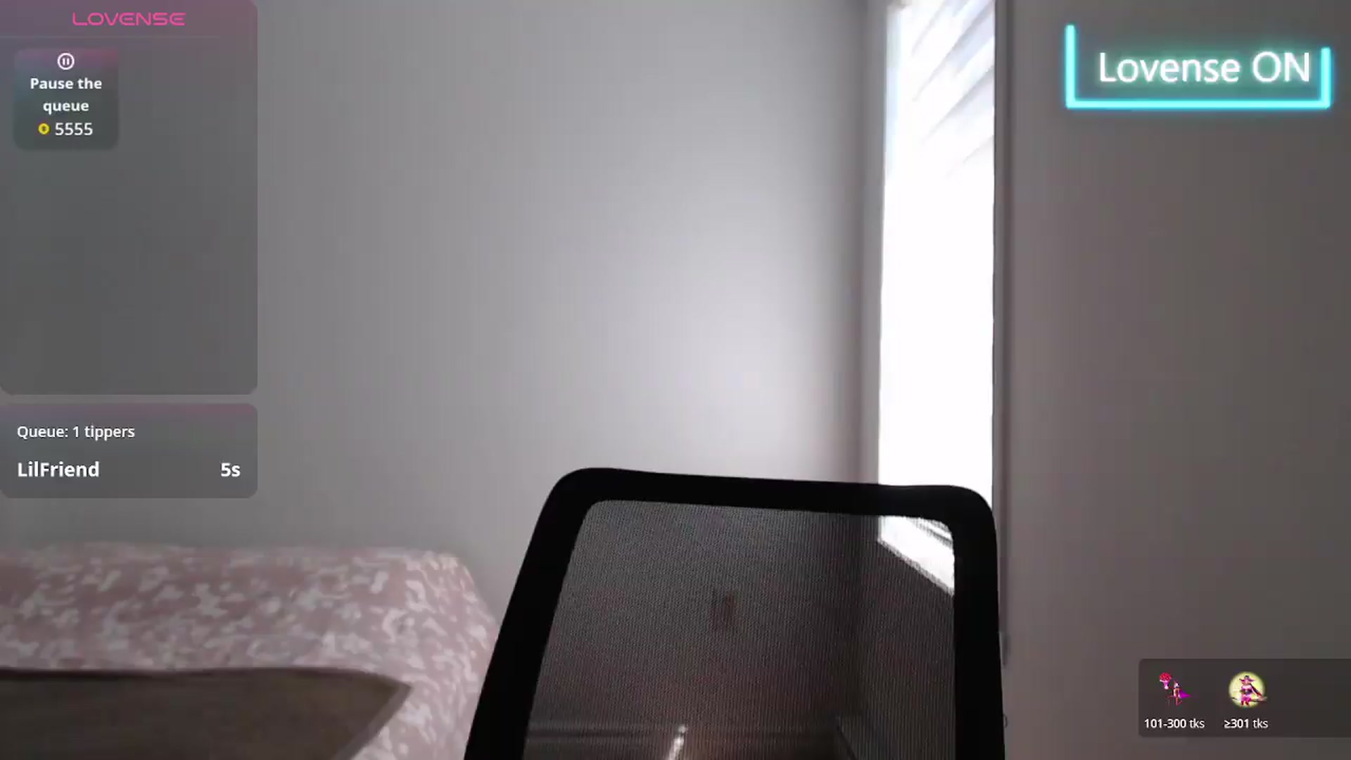 Gallery image thumbnail from PetitAnge_'s myfreecams stream on, 07/12/2026, 17:41 image 7 of 20
