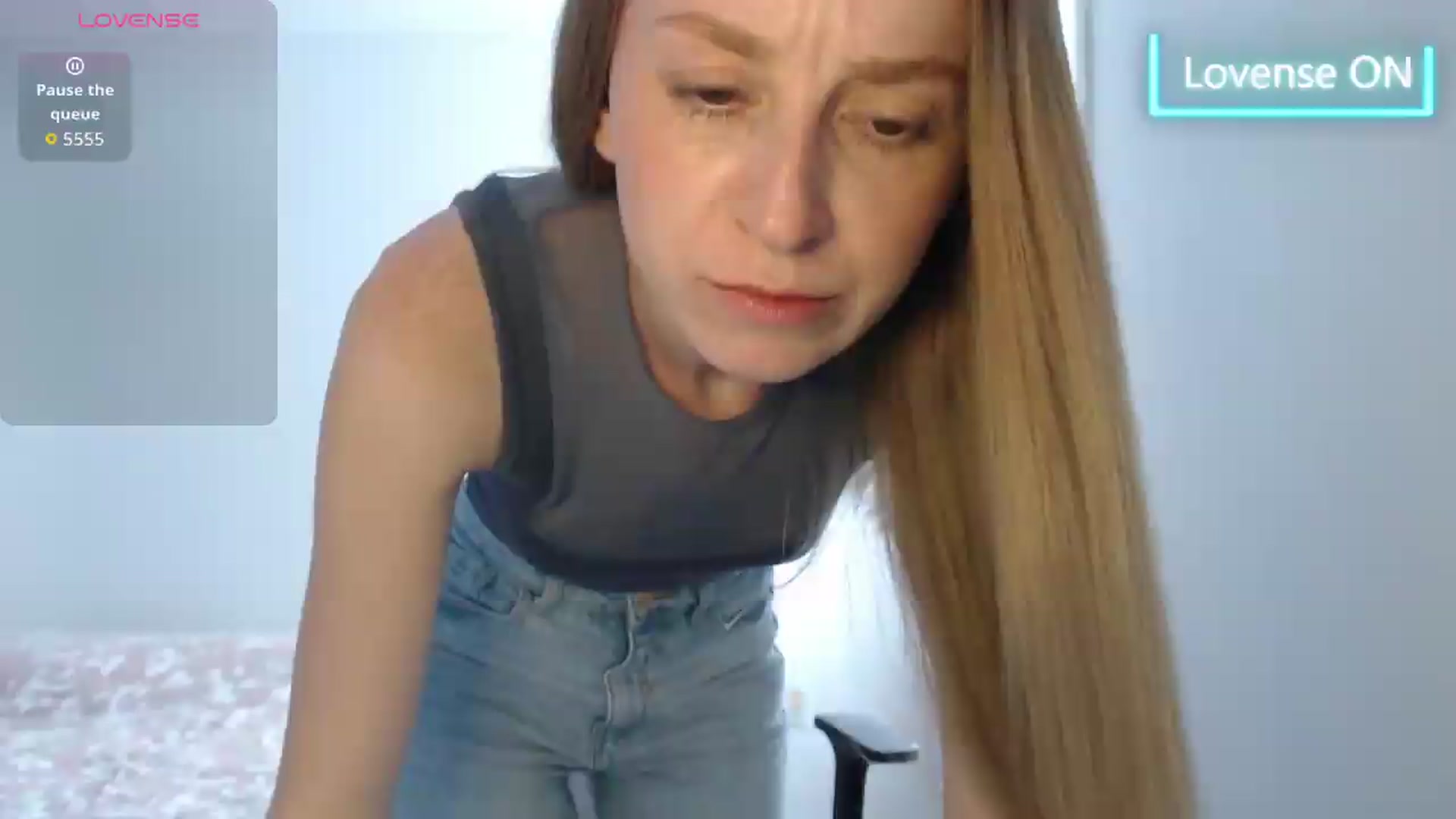Gallery image thumbnail from PetitAnge_'s myfreecams stream on, 07/16/2026, 20:31 image 3 of 20