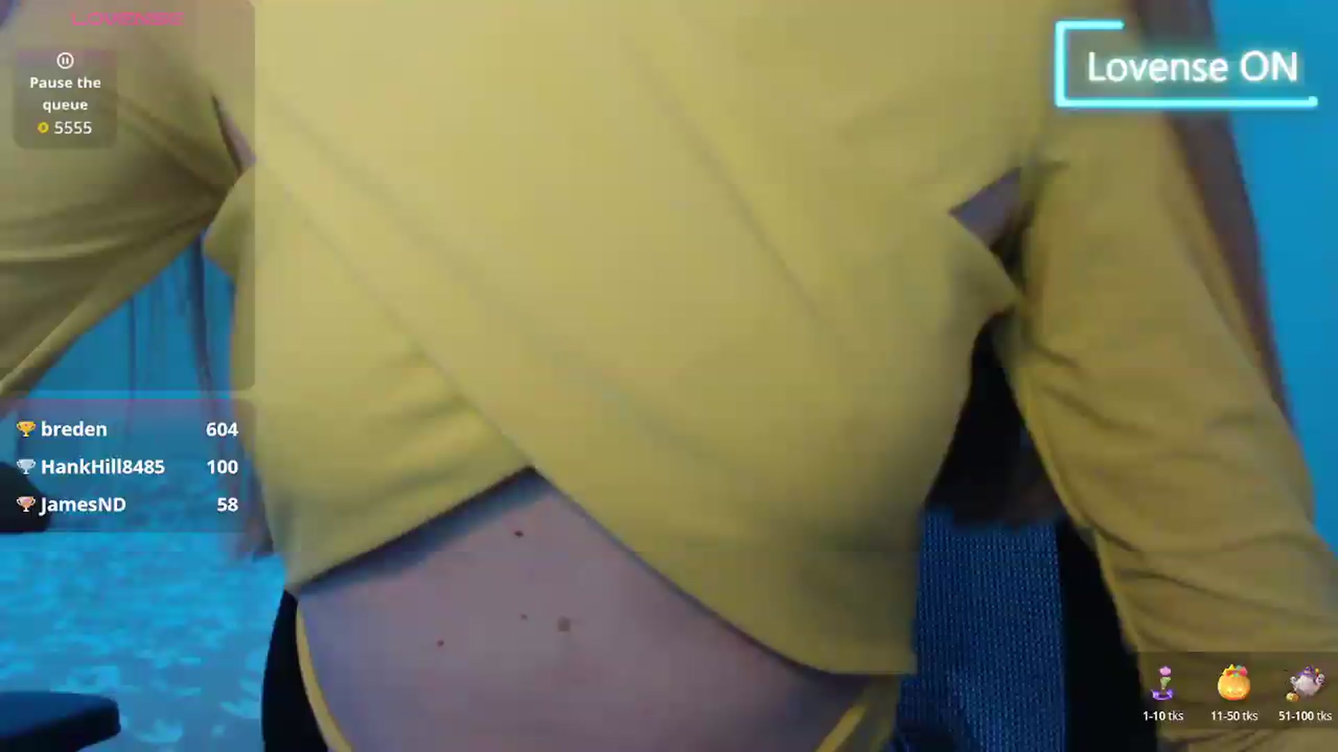 Gallery image thumbnail from PetitAnge_'s myfreecams stream on, 07/16/2026, 23:43 image 13 of 20