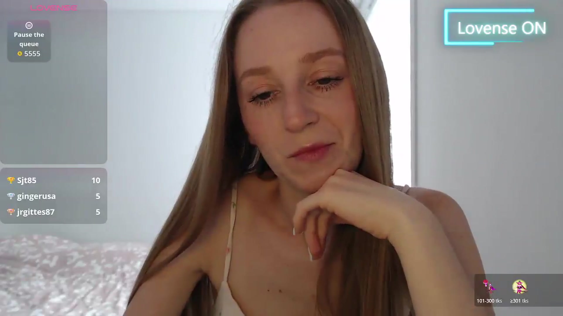Gallery image thumbnail from PetitAnge_'s myfreecams stream on, 07/19/2026, 14:58 image 9 of 20