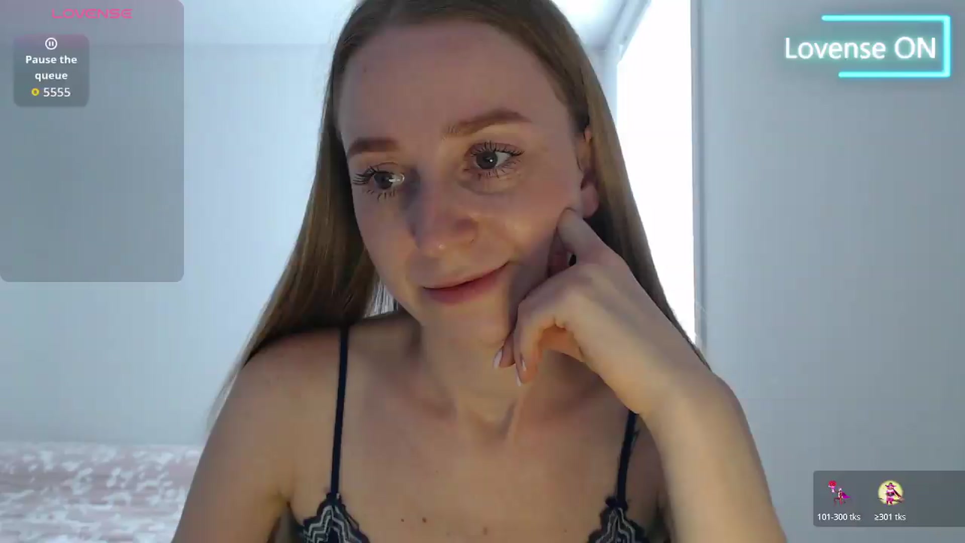 Gallery image thumbnail from PetitAnge_'s myfreecams stream on, 07/26/2026, 19:27 image 5 of 20