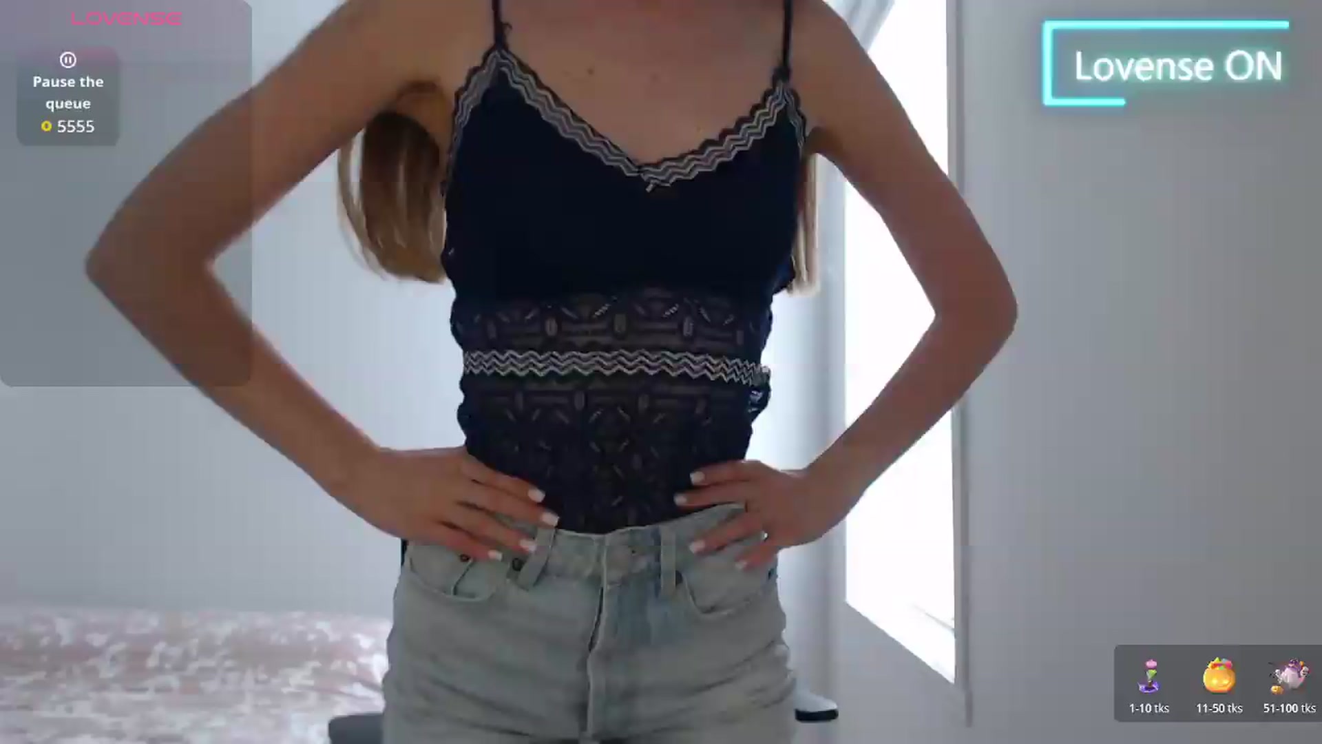 Gallery image thumbnail from PetitAnge_'s myfreecams stream on, 07/26/2026, 19:27 image 7 of 20