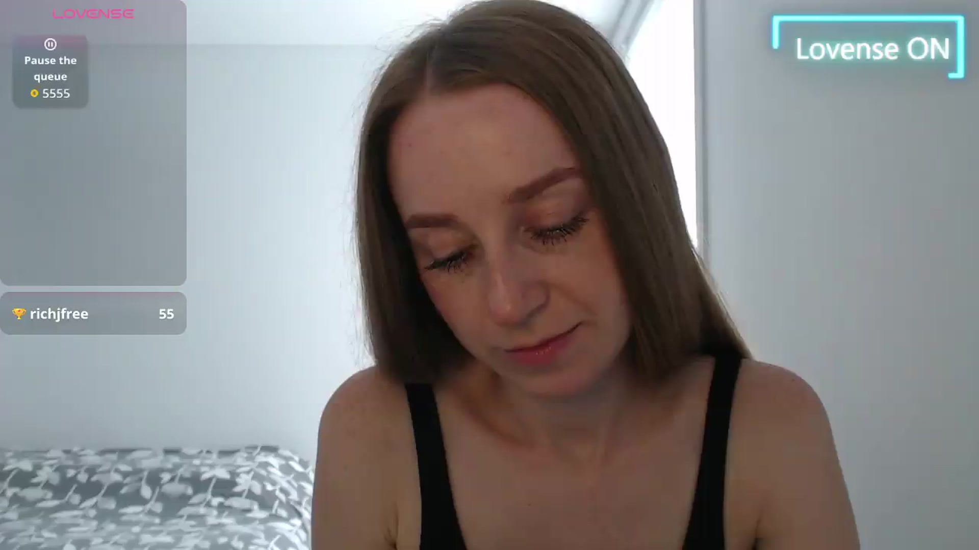 Gallery image thumbnail from PetitAnge_'s myfreecams stream on, 07/27/2026, 16:45 image 9 of 20