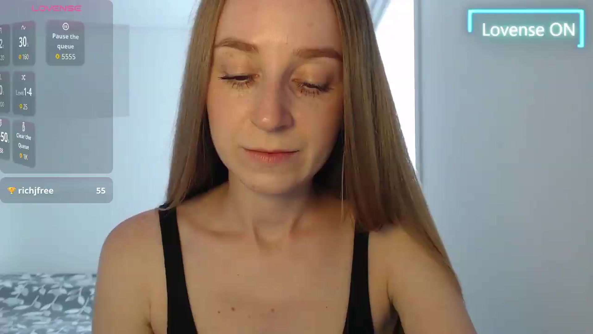 Gallery image thumbnail from PetitAnge_'s myfreecams stream on, 07/27/2026, 19:20 image 13 of 20