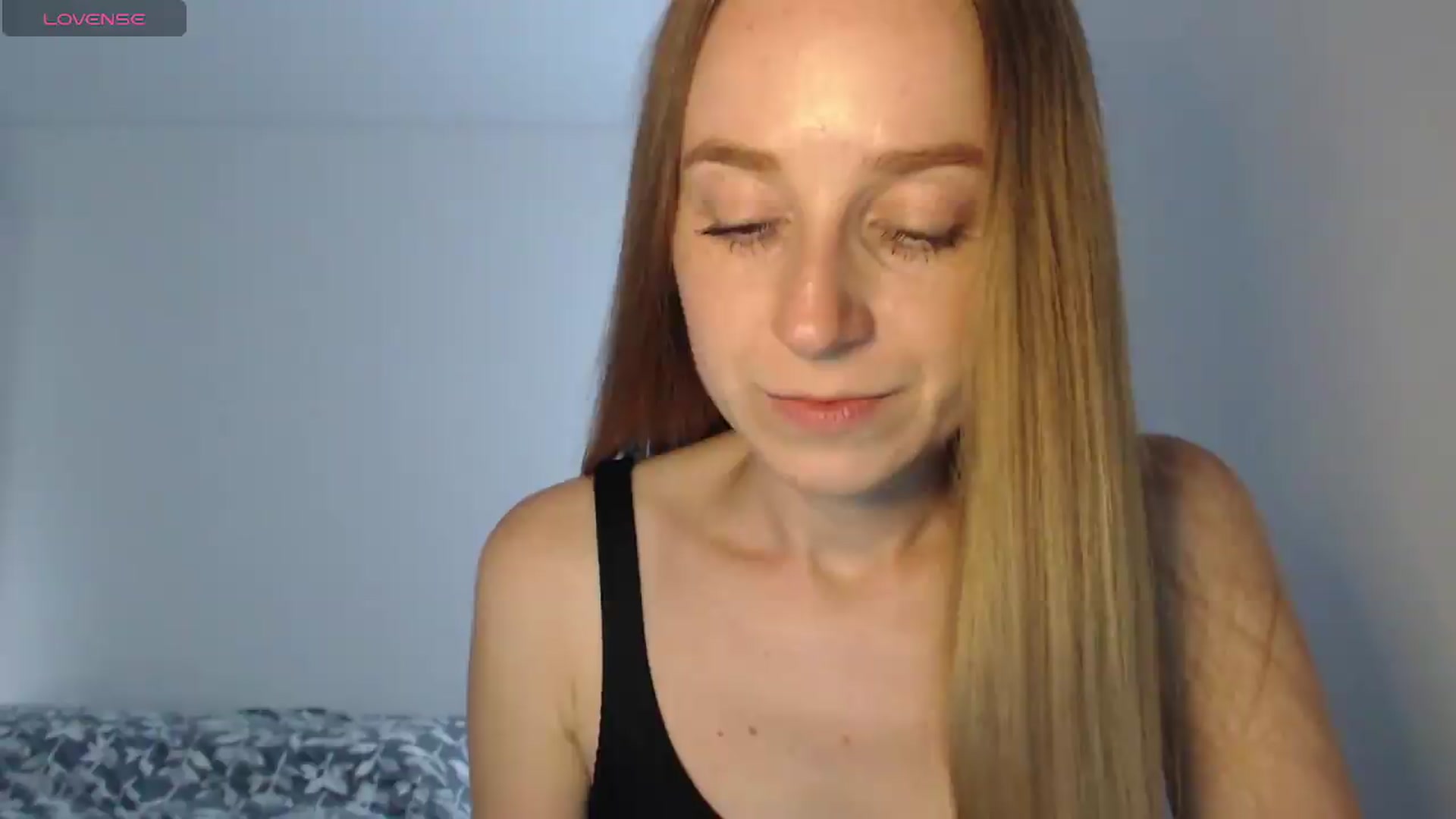 Gallery image thumbnail from PetitAnge_'s myfreecams stream on, 07/27/2026, 22:42 image 2 of 20