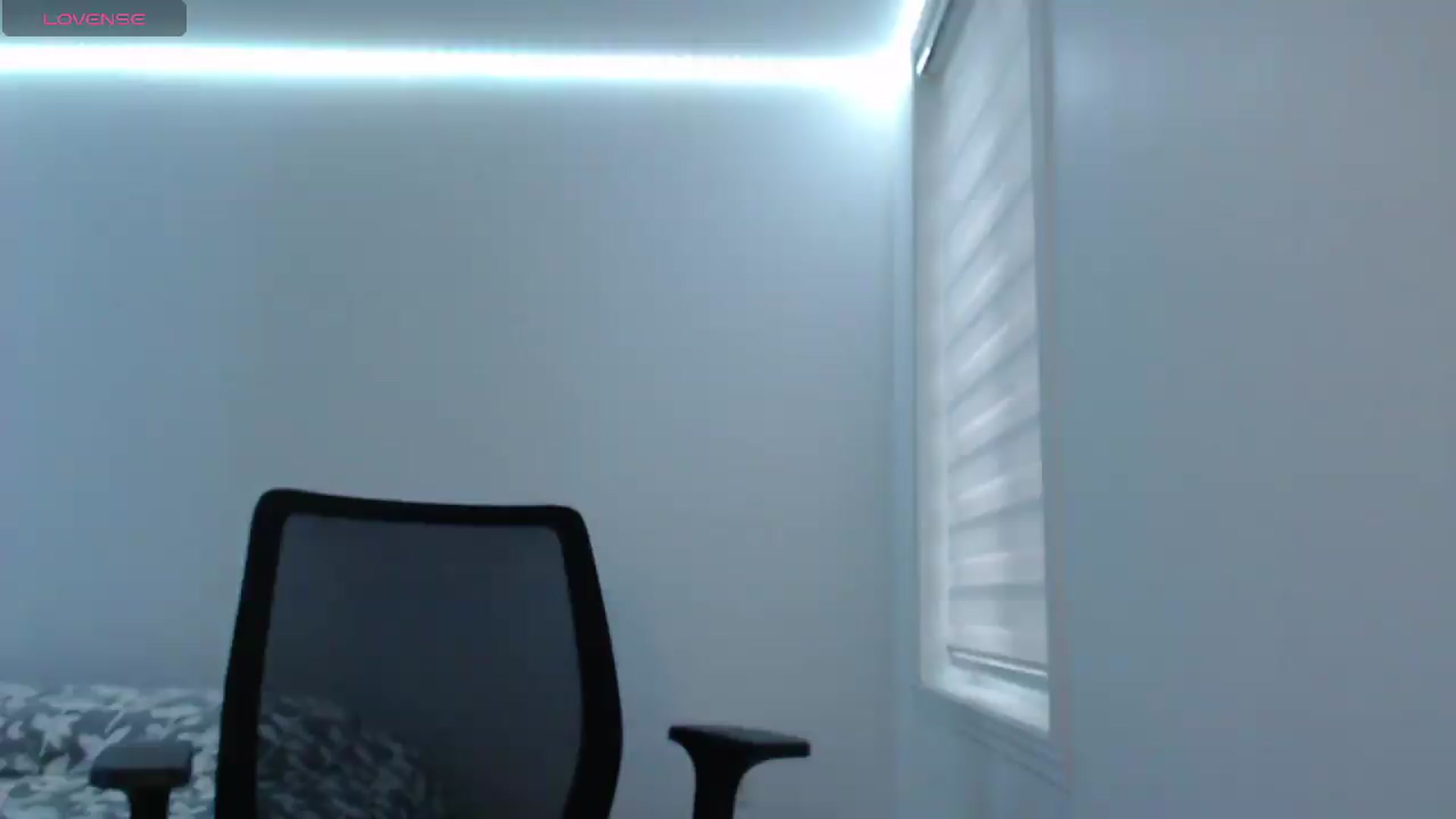 Gallery image thumbnail from PetitAnge_'s myfreecams stream on, 07/29/2026, 24:14 image 13 of 20