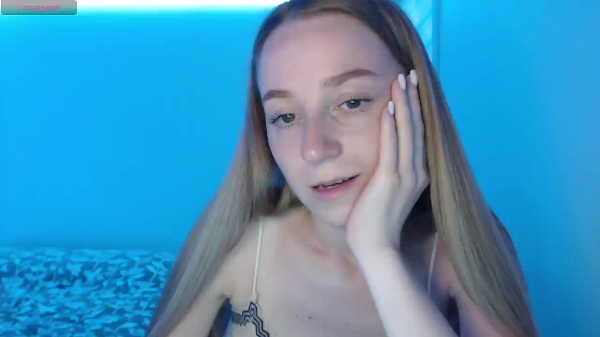 Gallery image thumbnail from PetitAnge_'s myfreecams stream on, 07/29/2026, 24:14 image 5 of 20
