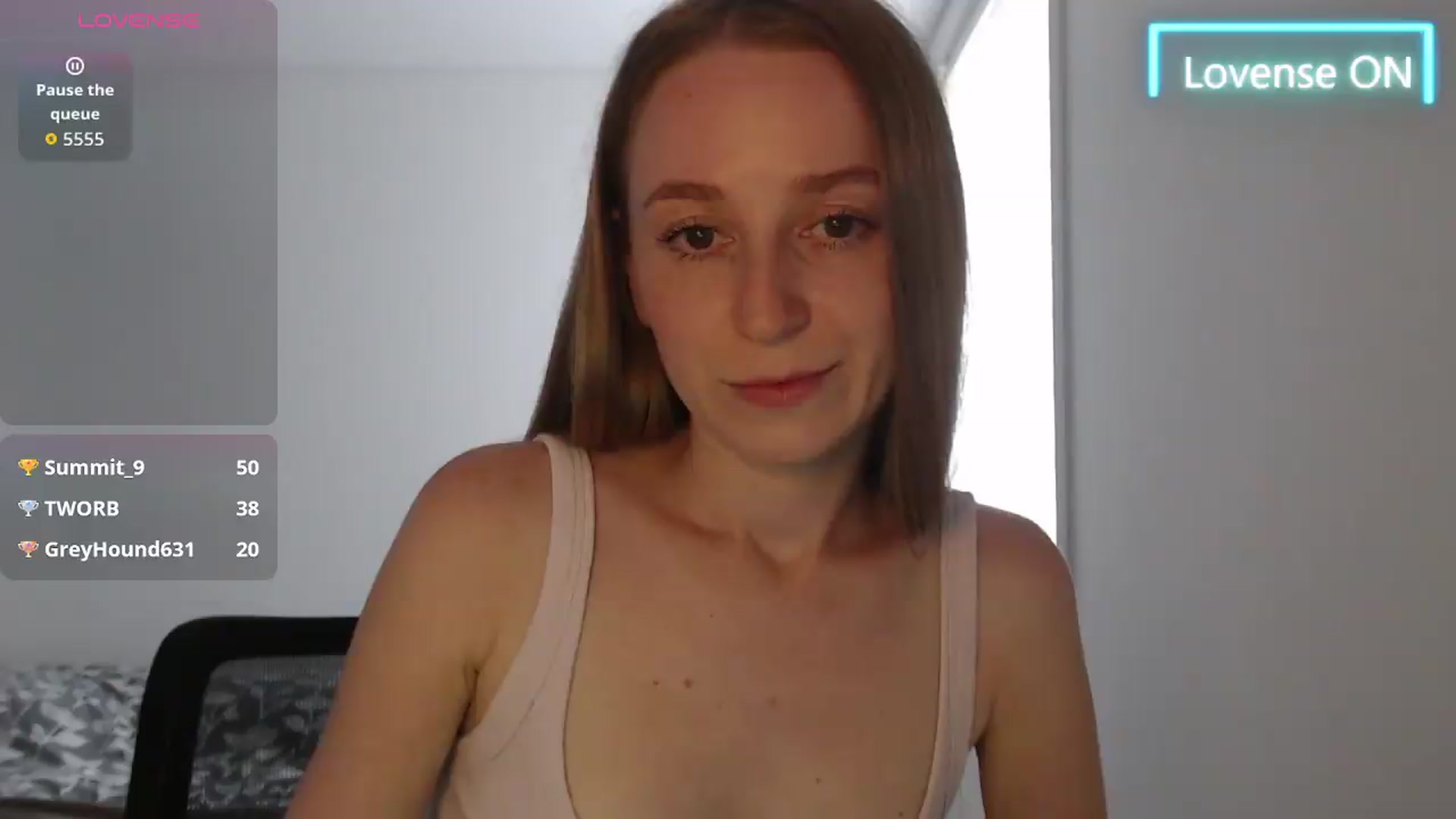 Gallery image thumbnail from PetitAnge_'s myfreecams stream on, 08/04/2026, 22:08 image 13 of 20