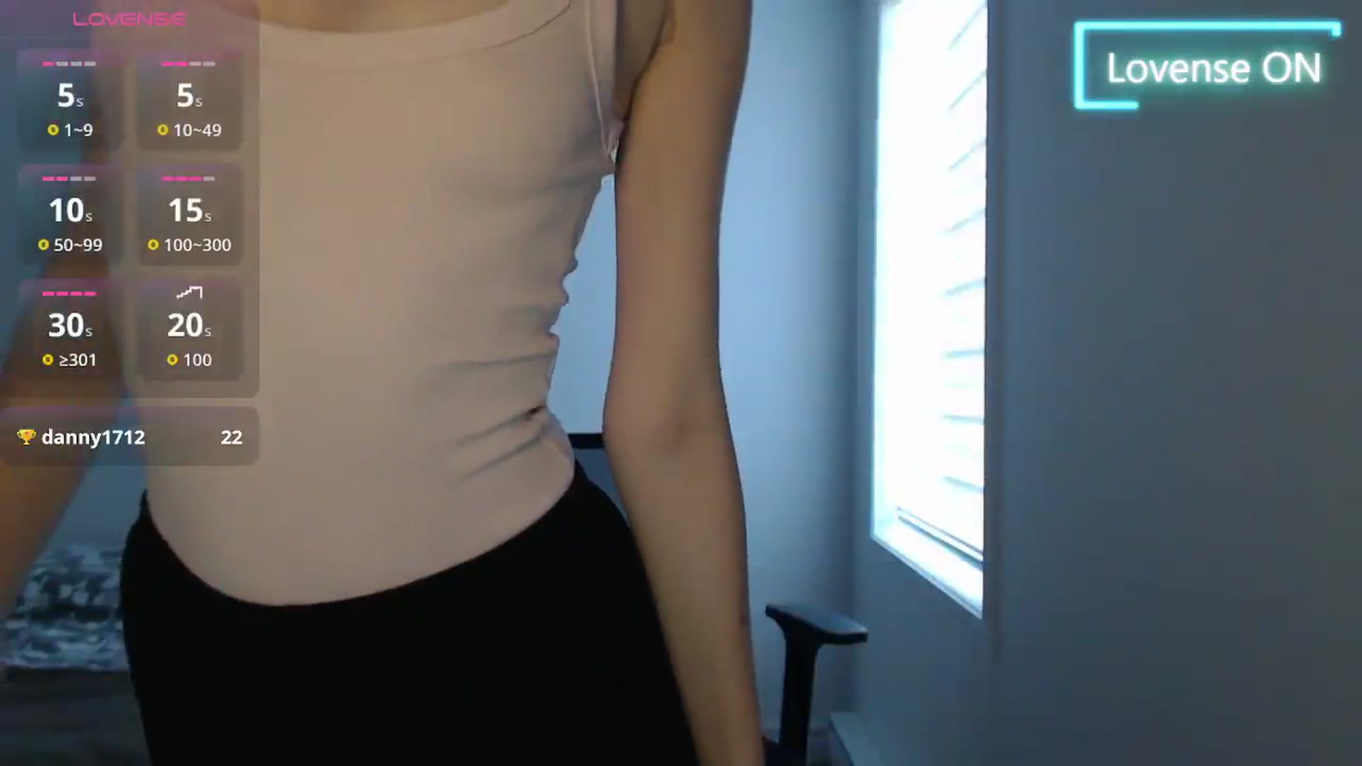 Gallery image thumbnail from PetitAnge_'s myfreecams stream on, 08/05/2026, 23:21 image 16 of 20