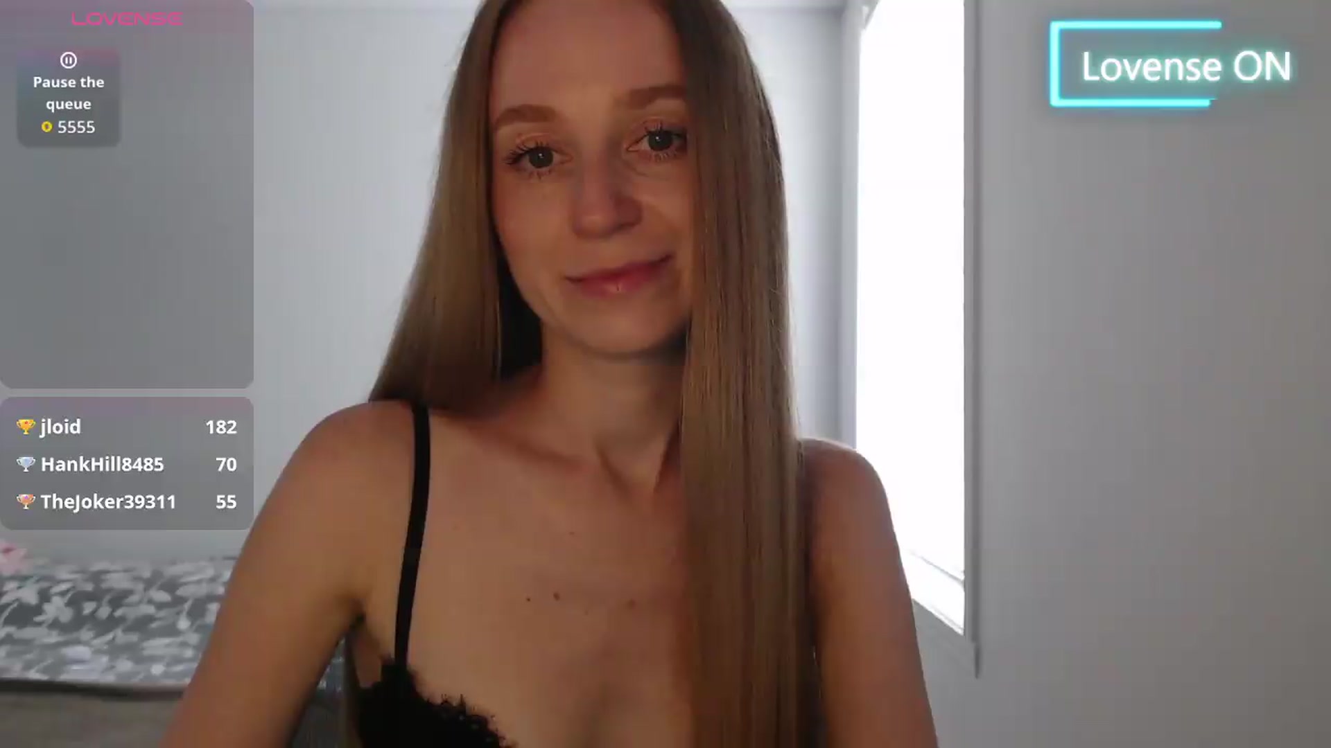Gallery image thumbnail from PetitAnge_'s myfreecams stream on, 08/06/2026, 18:49 image 6 of 20