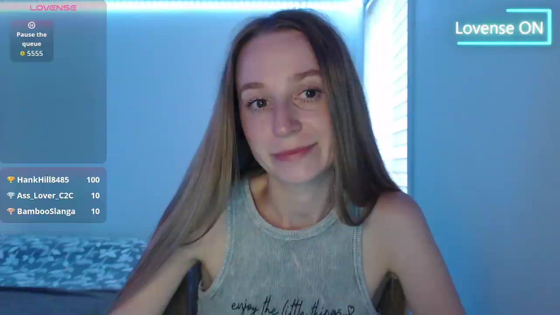 Gallery image thumbnail from PetitAnge_'s myfreecams stream on, 08/09/2026, 24:38 image 11 of 20
