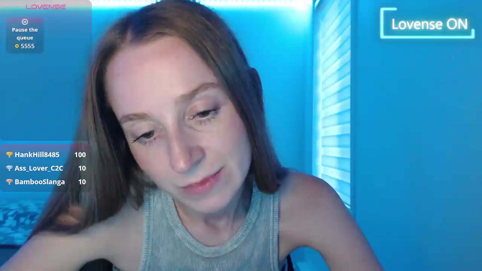 Gallery image thumbnail from PetitAnge_'s myfreecams stream on, 08/09/2026, 24:38 image 14 of 20