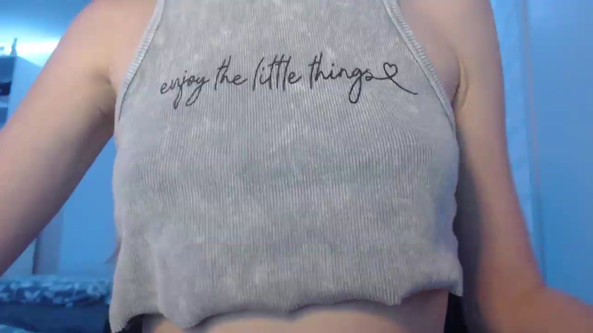 Gallery image thumbnail from PetitAnge_'s myfreecams stream on, 08/15/2026, 24:31 image 5 of 20