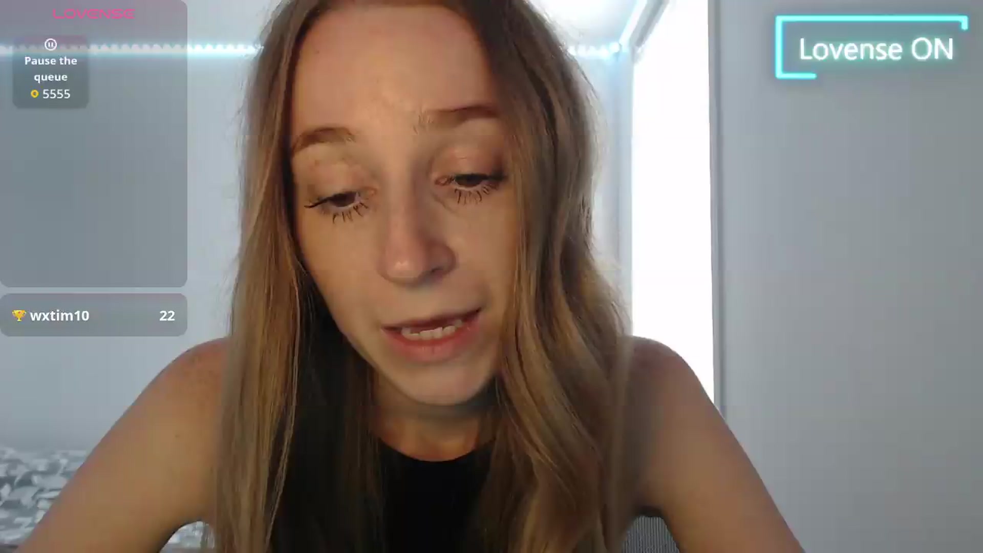 Gallery image thumbnail from PetitAnge_'s myfreecams stream on, 08/16/2026, 20:32 image 19 of 20