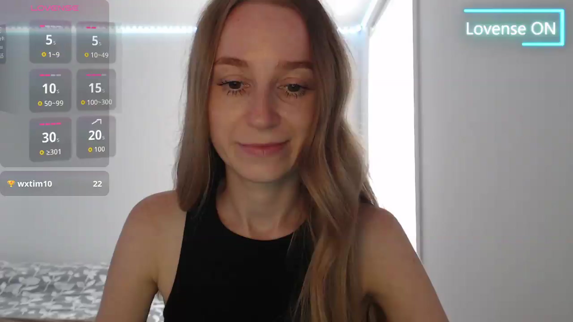 Gallery image thumbnail from PetitAnge_'s myfreecams stream on, 08/16/2026, 20:32 image 11 of 20