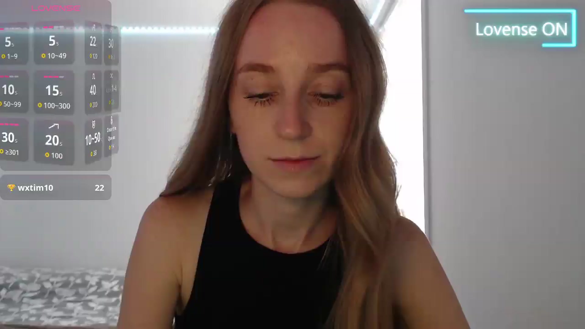 Gallery image thumbnail from PetitAnge_'s myfreecams stream on, 08/16/2026, 20:32 image 12 of 20