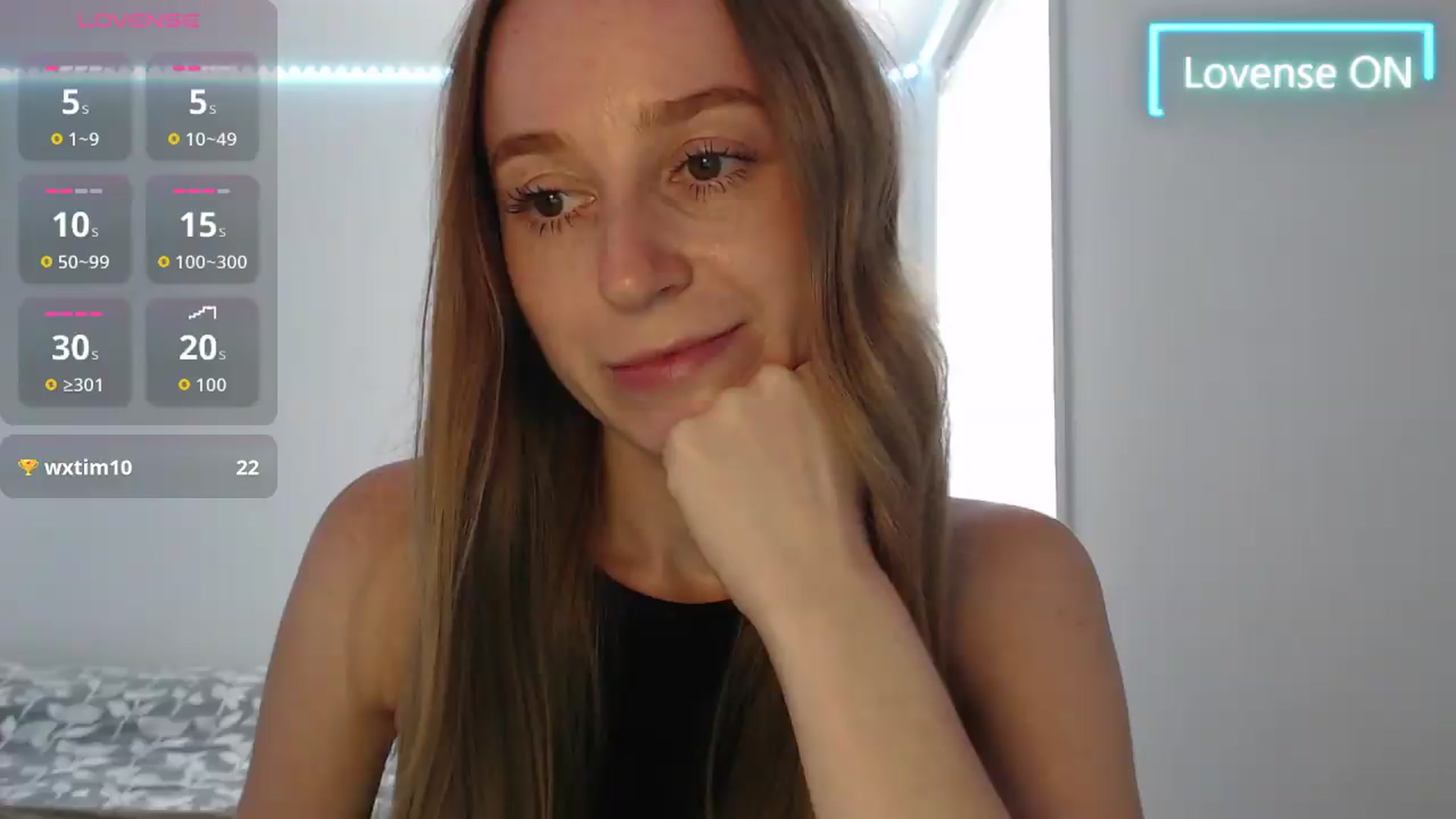 Gallery image thumbnail from PetitAnge_'s myfreecams stream on, 08/16/2026, 20:32 image 17 of 20