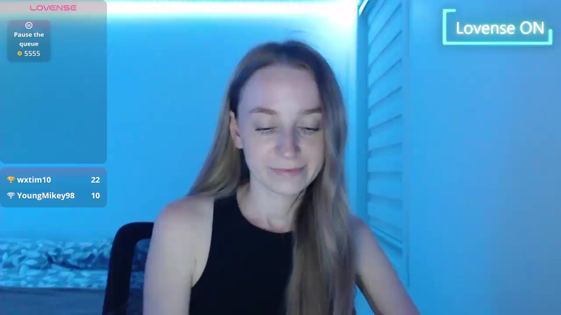 Gallery image thumbnail from PetitAnge_'s myfreecams stream on, 08/17/2026, 02:14 image 8 of 20