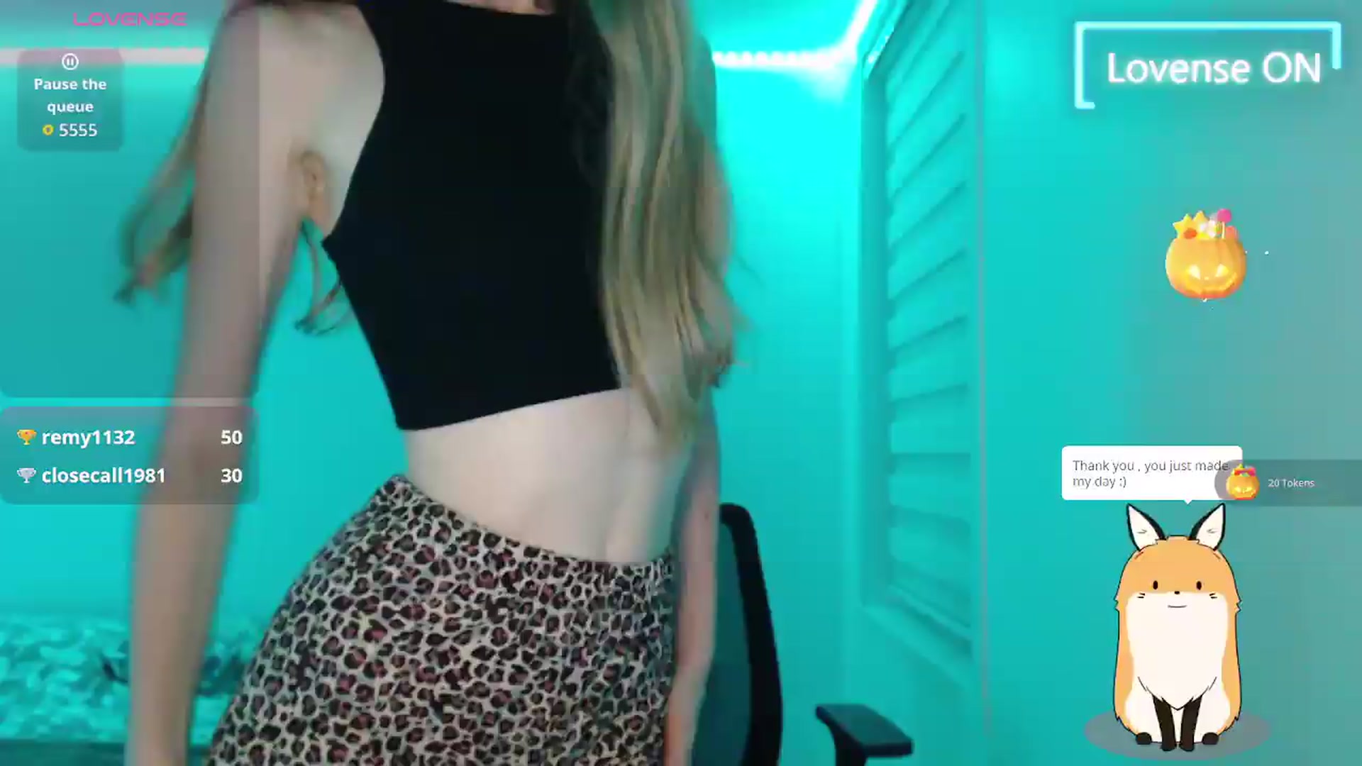 Gallery image thumbnail from PetitAnge_'s myfreecams stream on, 08/17/2026, 04:04 image 16 of 20