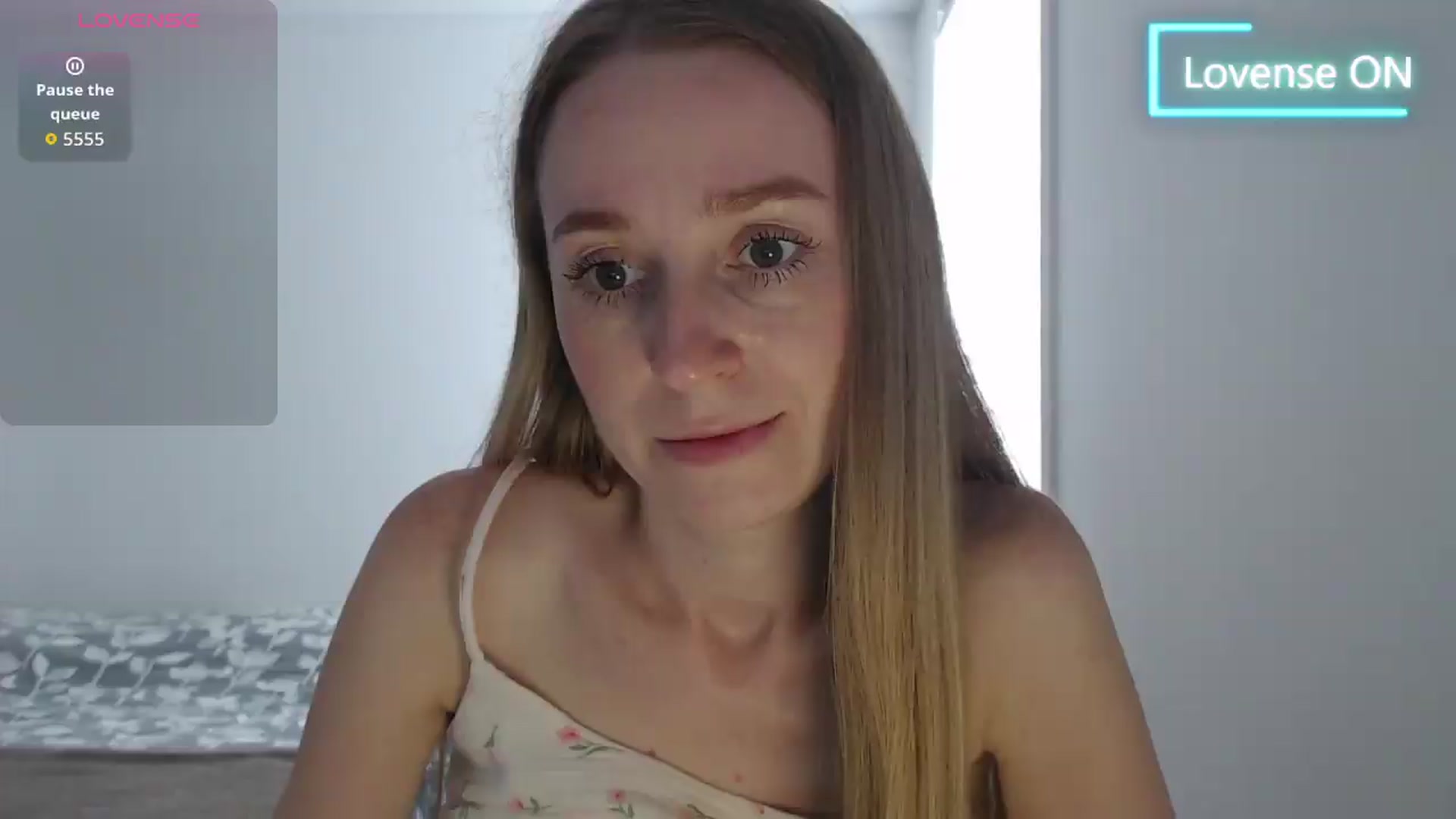 Gallery image thumbnail from PetitAnge_'s myfreecams stream on, 08/17/2026, 20:19 image 18 of 20