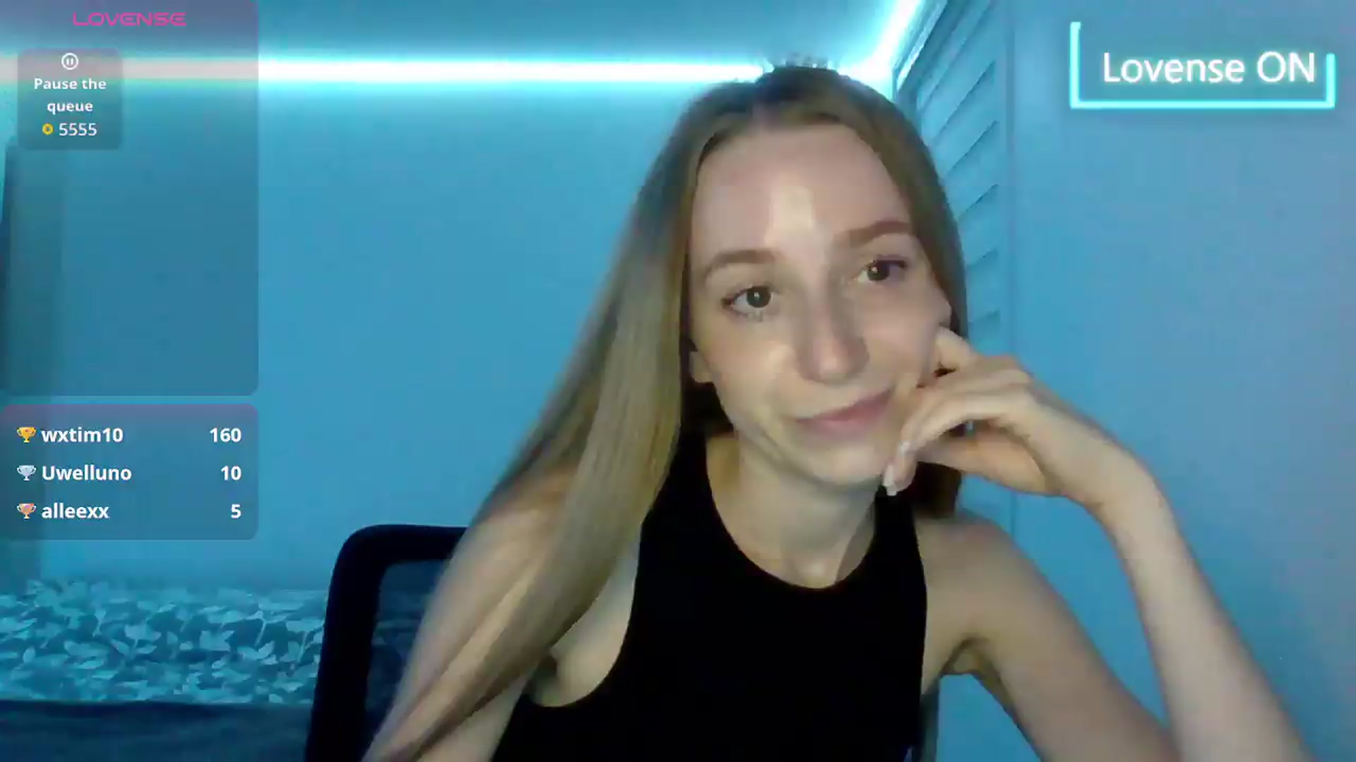 Gallery image thumbnail from PetitAnge_'s myfreecams stream on, 08/21/2026, 01:12 image 14 of 20