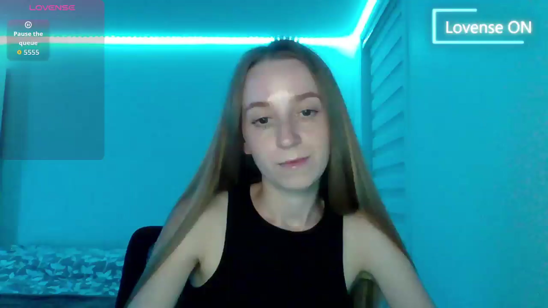Gallery image thumbnail from PetitAnge_'s myfreecams stream on, 08/21/2026, 01:12 image 3 of 20